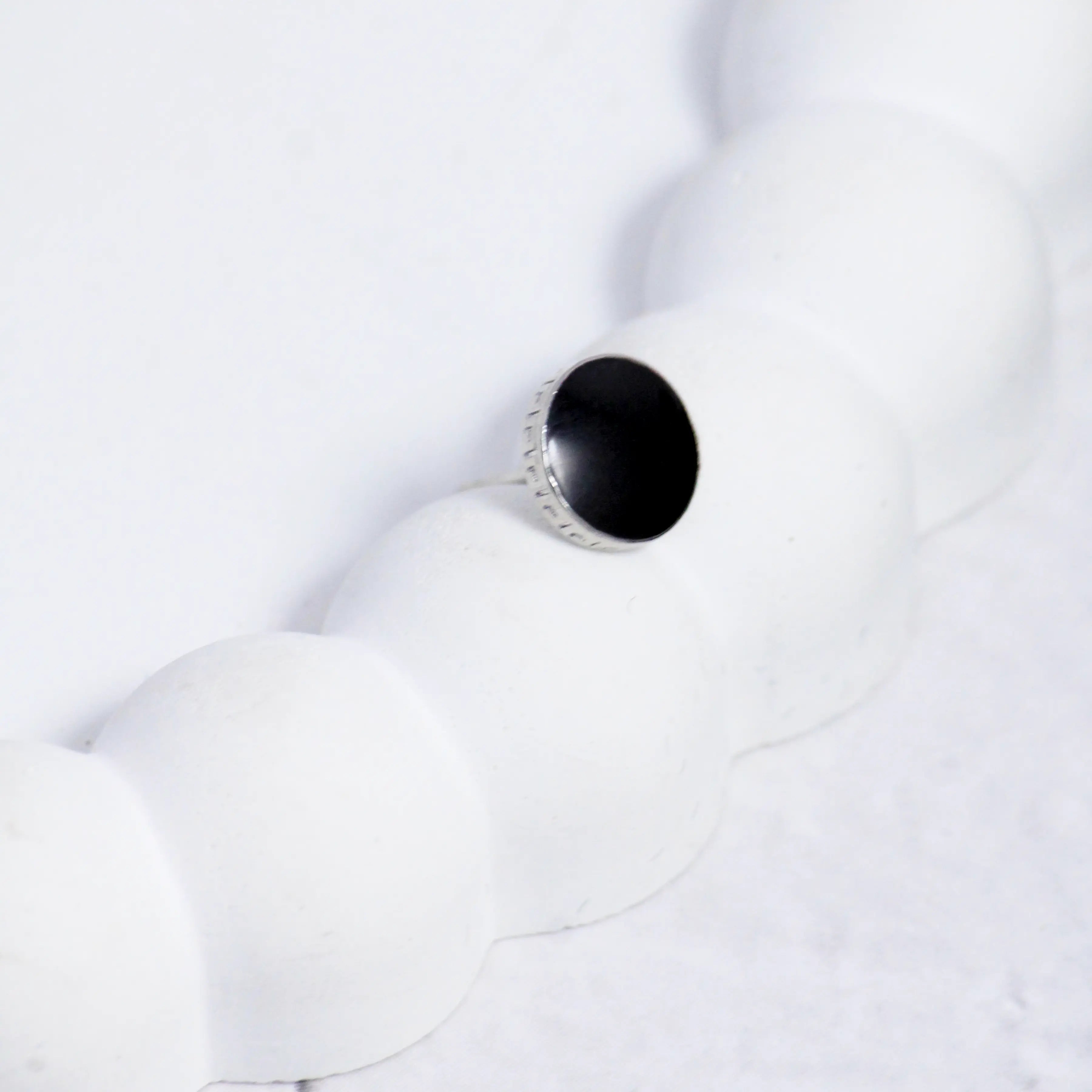 Salty Black Simple Studs