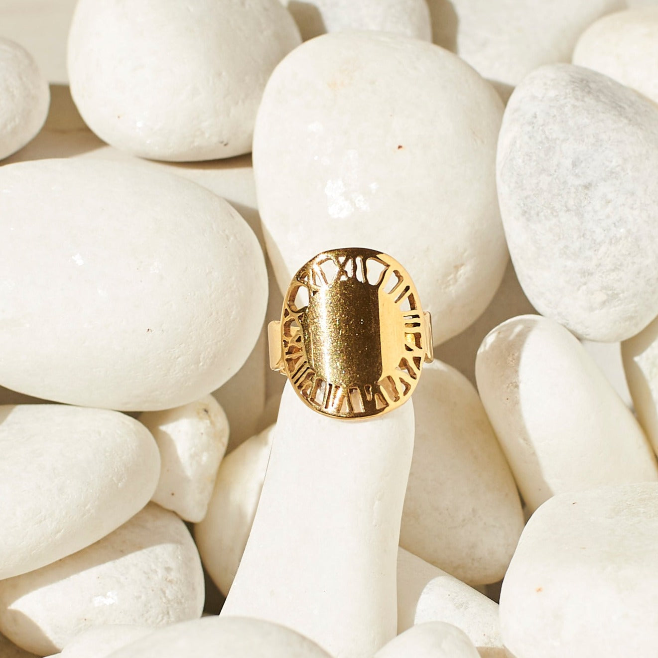 Salty Chunky Auric Ring