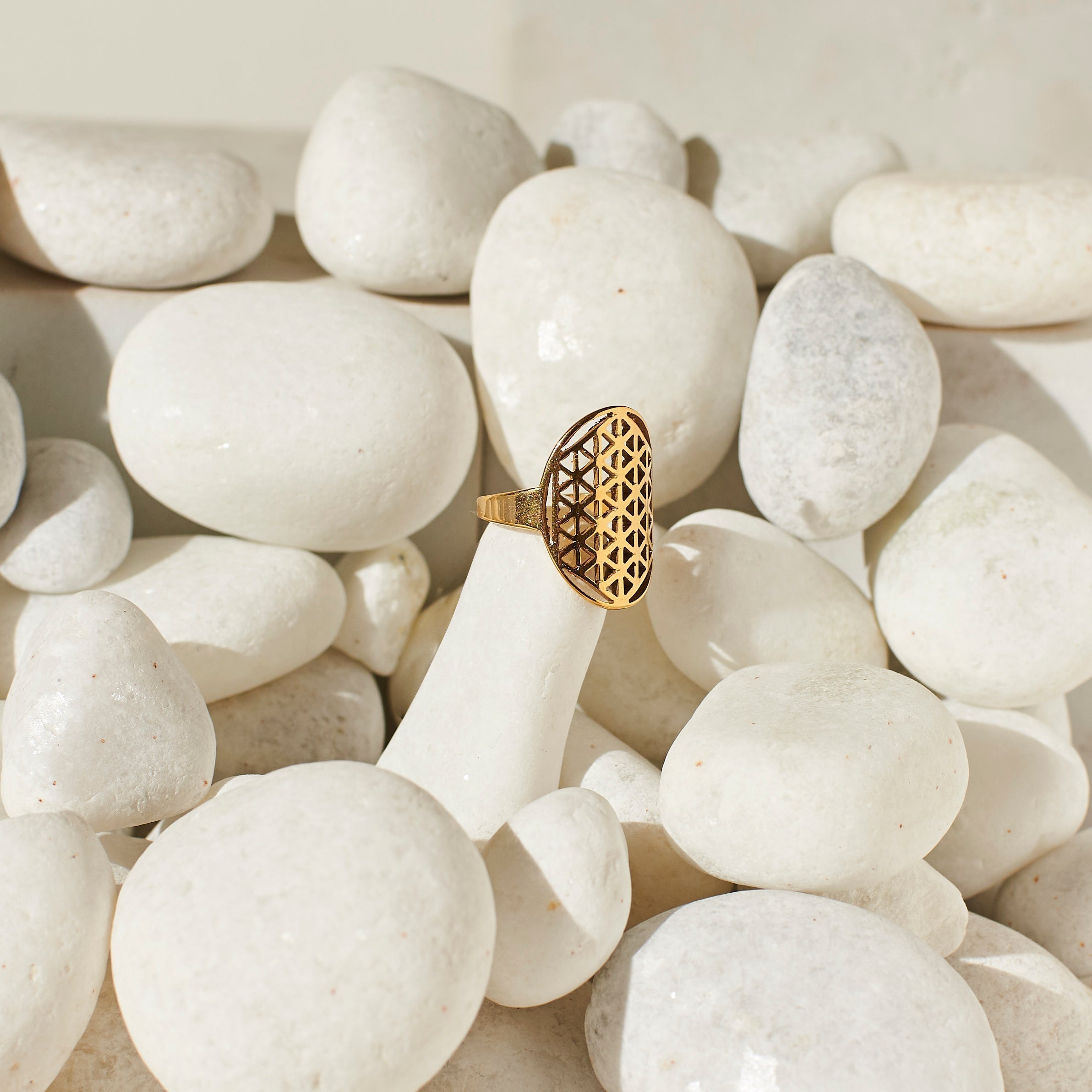 Salty Elegant Era Sparkle Ring