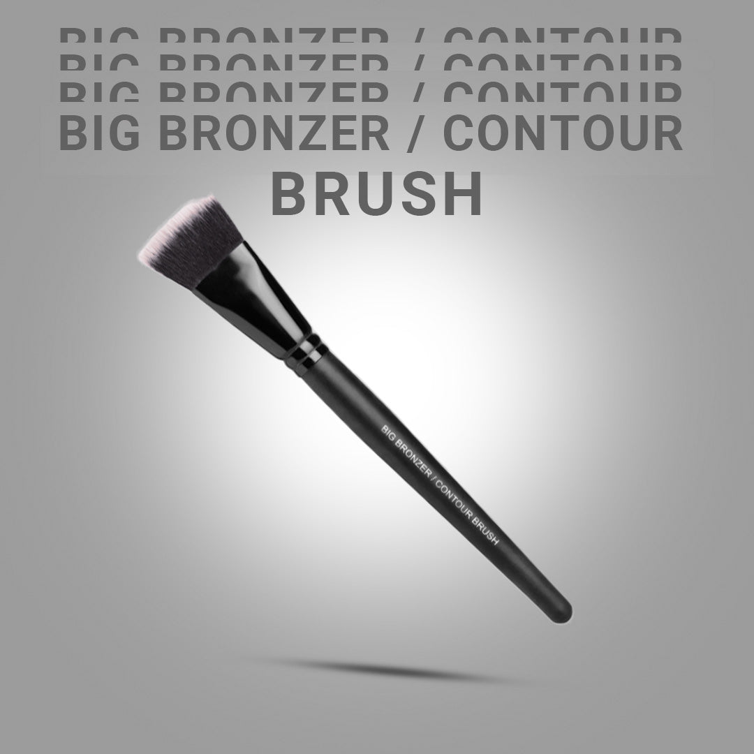 Cuffs N Lashes Makeup Brushes, F025 Big Bronzer / Contour Brush