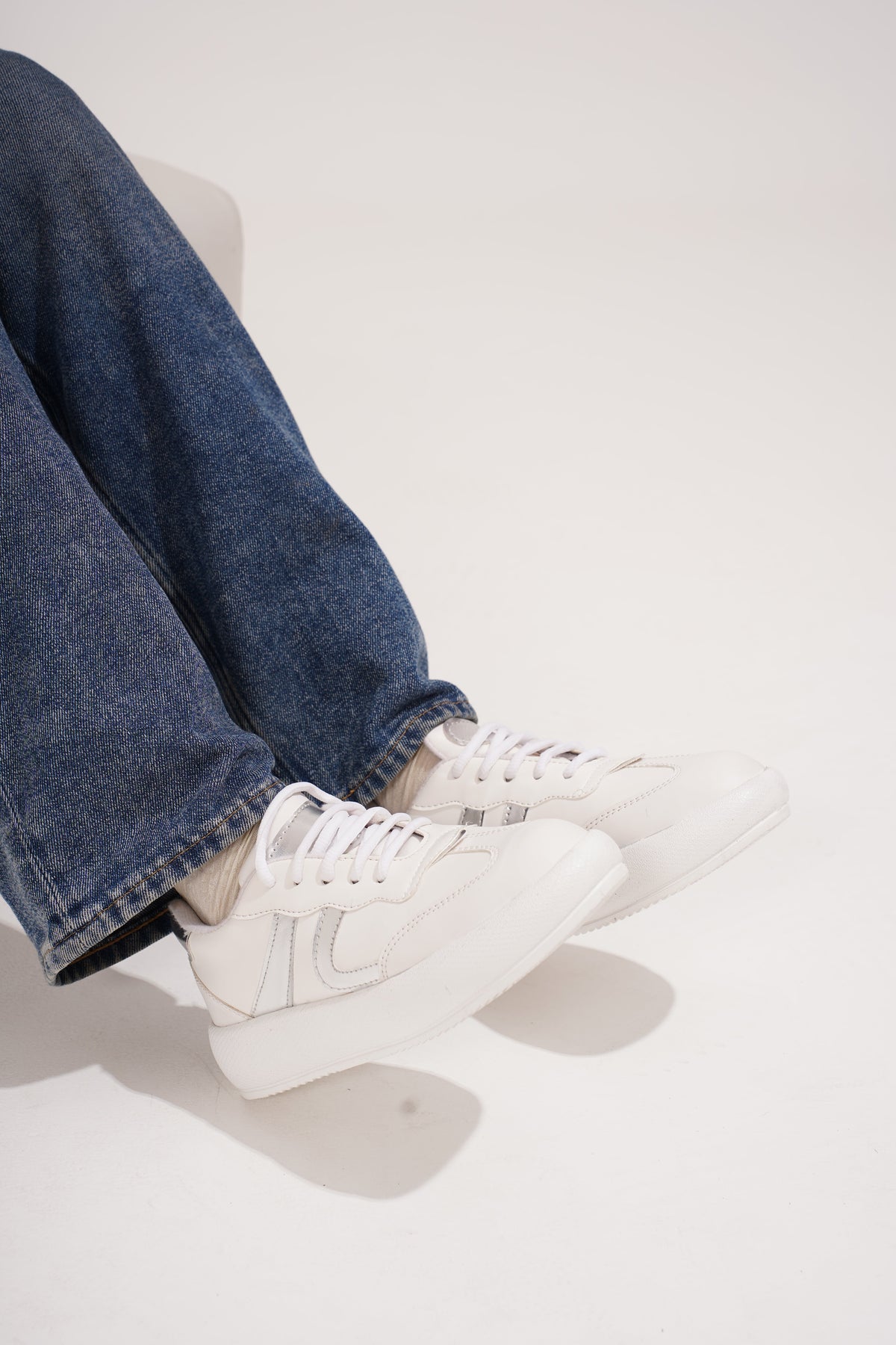 JM Looks Casual Panel Detail Lace-Up Sneakers