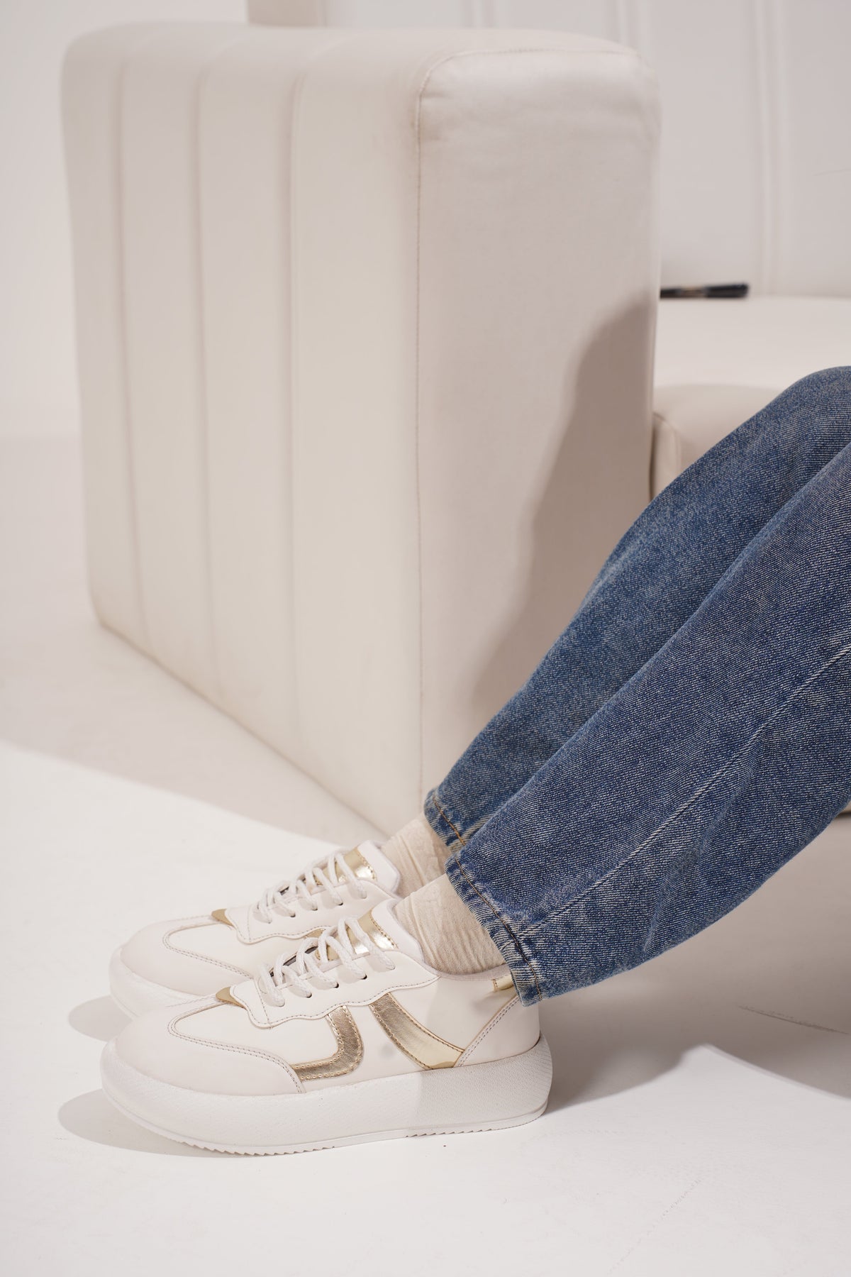 JM Looks Casual Panel Detail Lace-Up Sneakers
