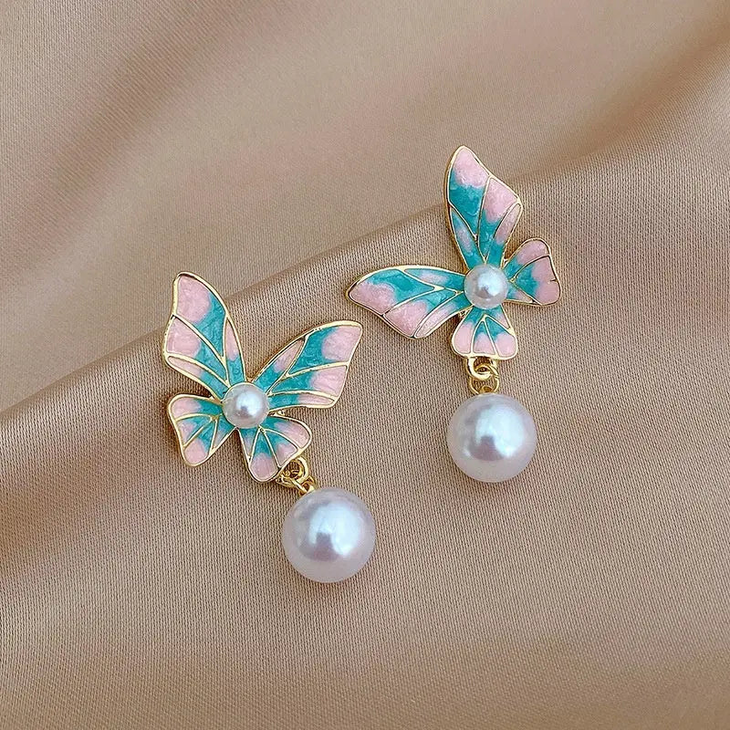 Salty Gradient Blue Butterfly Pearl Drop Earrings