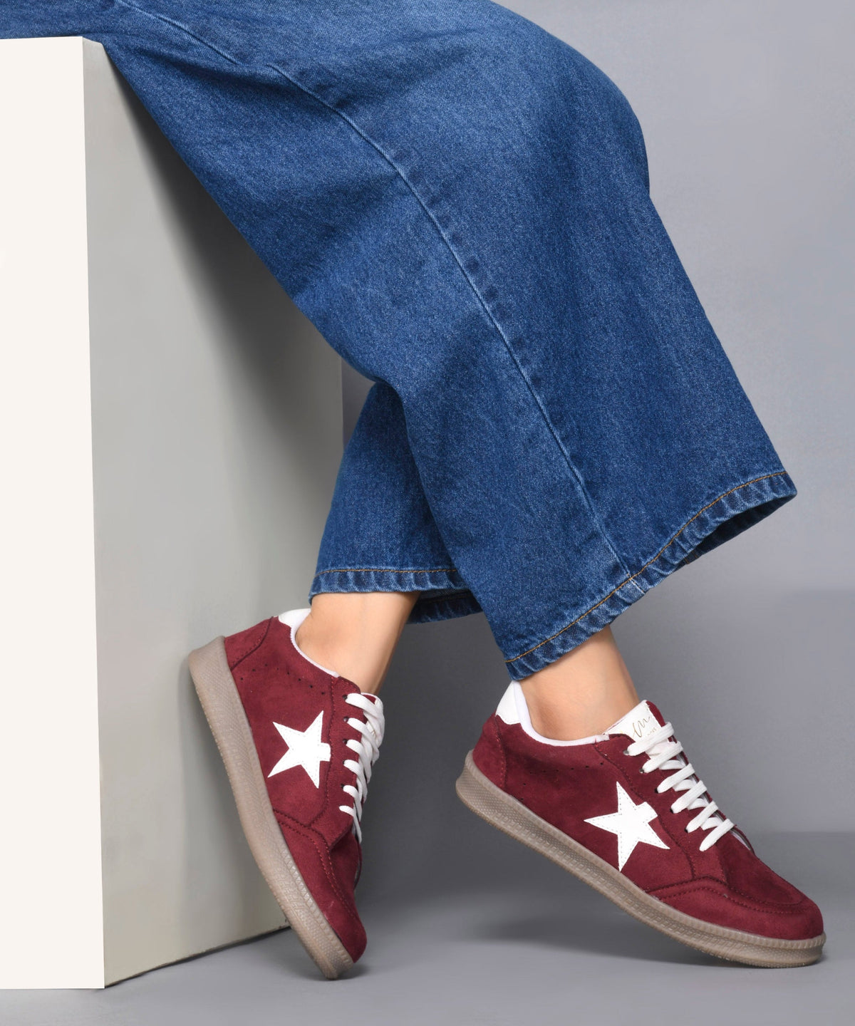 JM Looks Vintage Inspired Star Sneakers for Women: Suede Lace-Up Shoes with Gum Sole