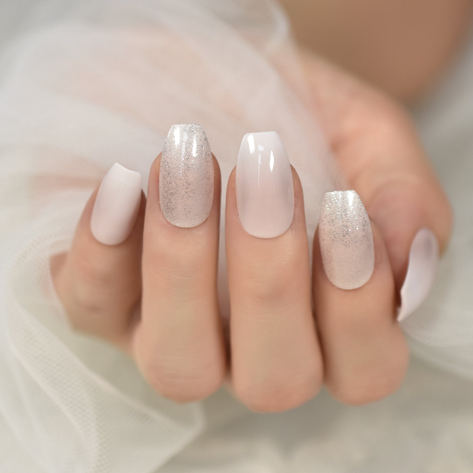 Gush Beauty Heavenly Press-On Nails - Medium Coffin