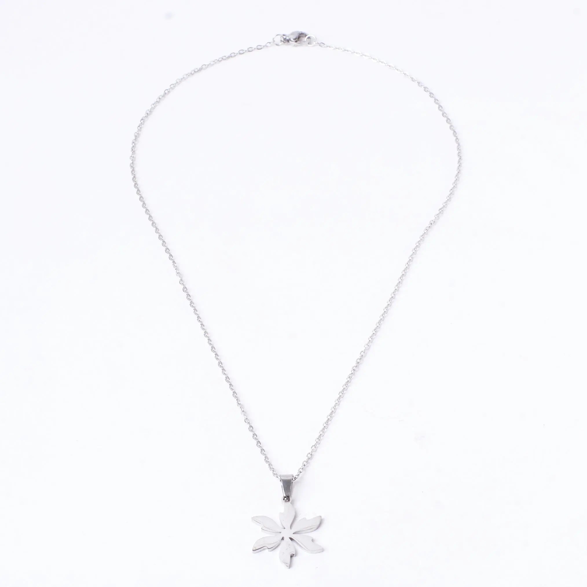 Salty Laurel Silver Chain