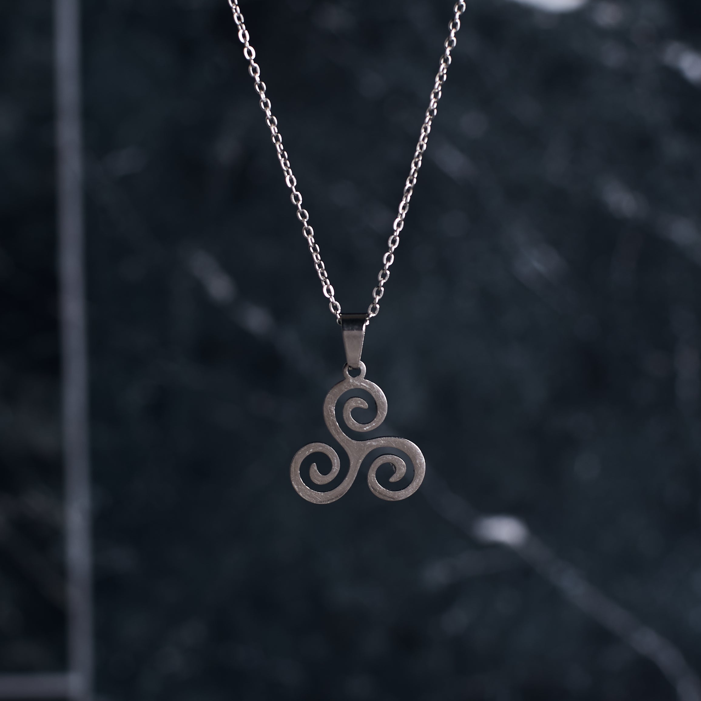 Salty Curves in Harmony Necklace