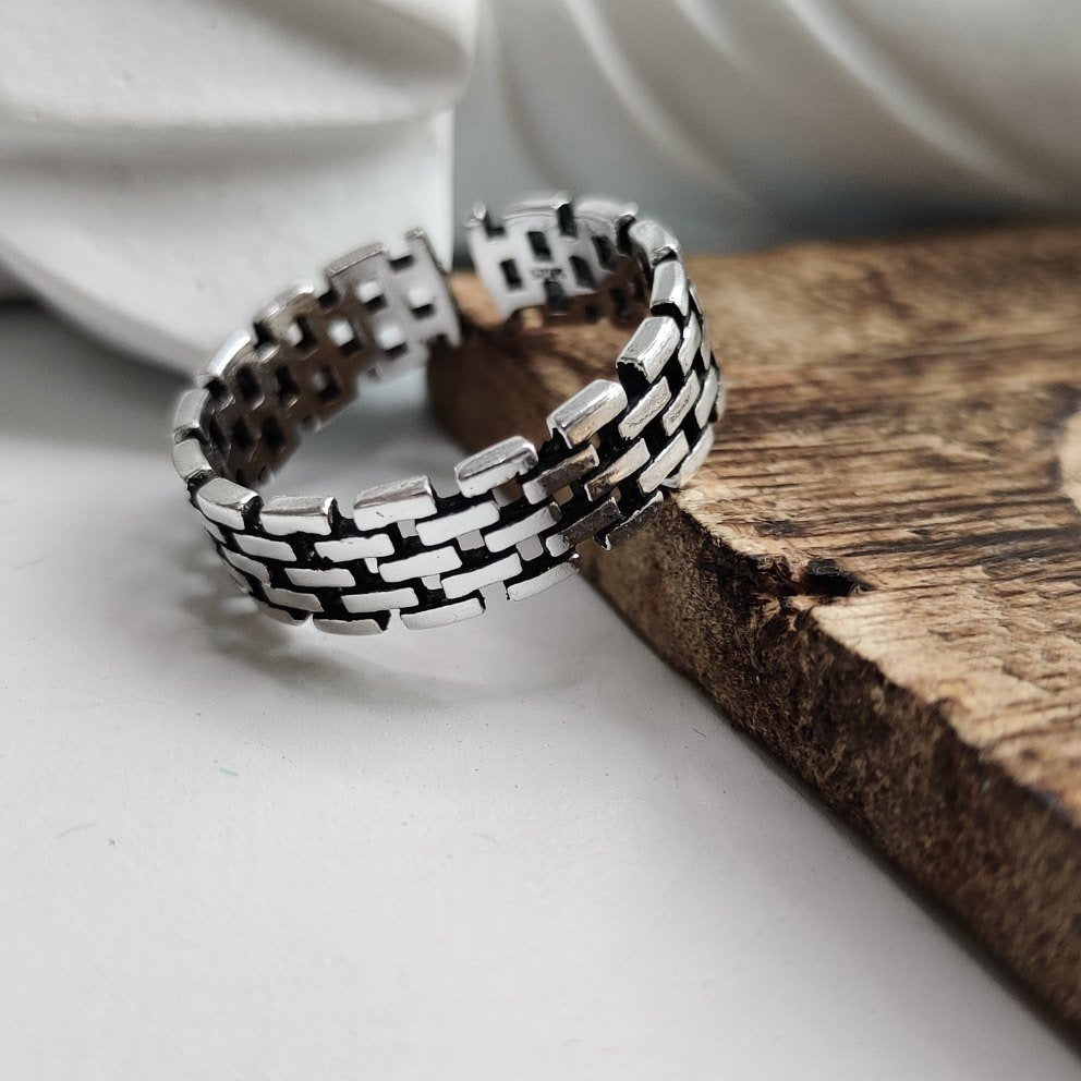 Salty Scrambler Silver Ring