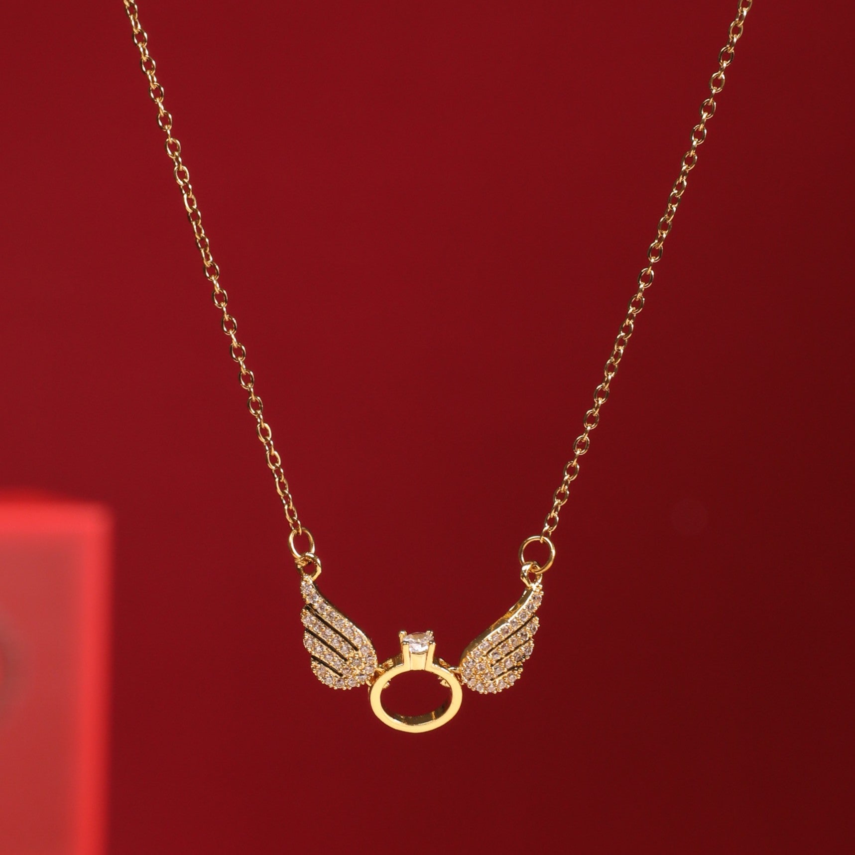 Salty Angel Wings Necklace - Gold