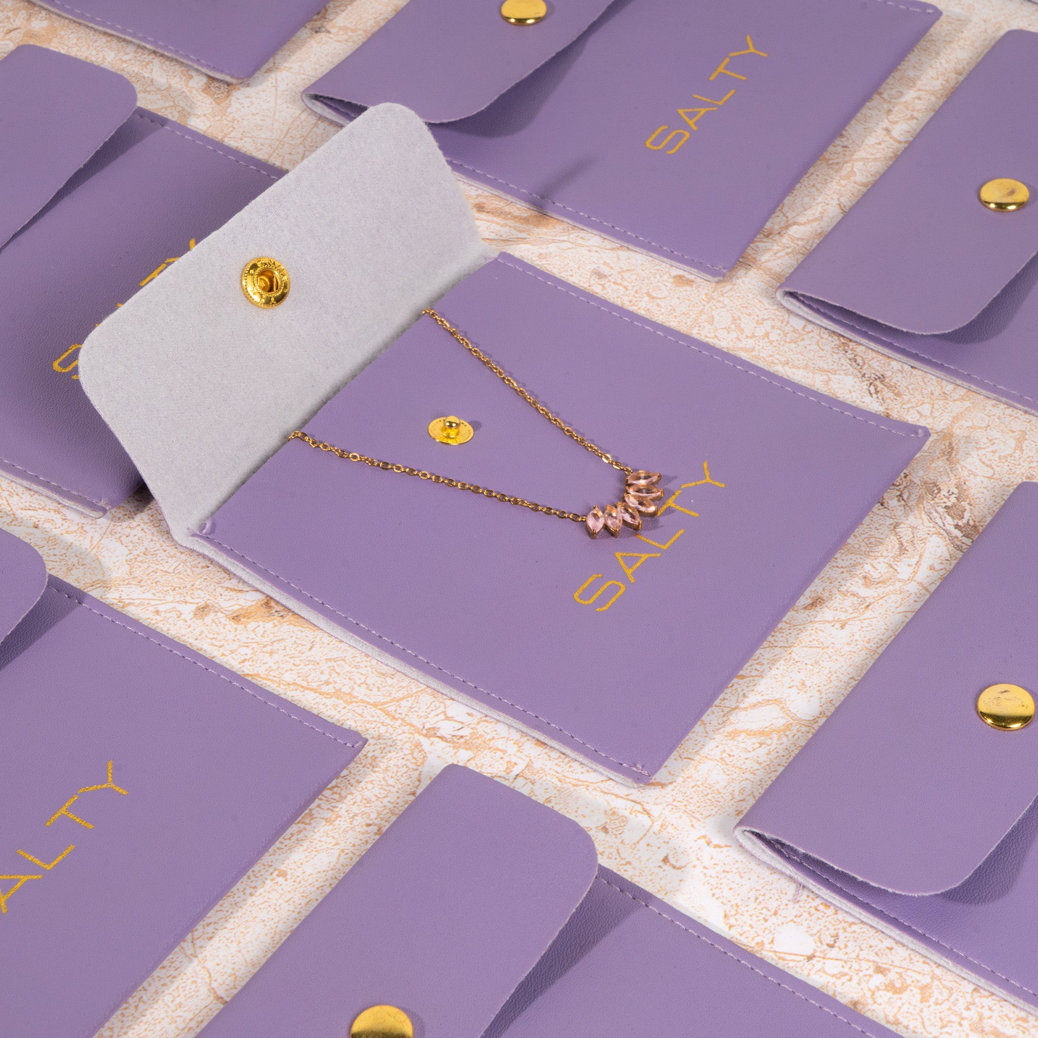Salty Peony Kiss Pink Necklace
