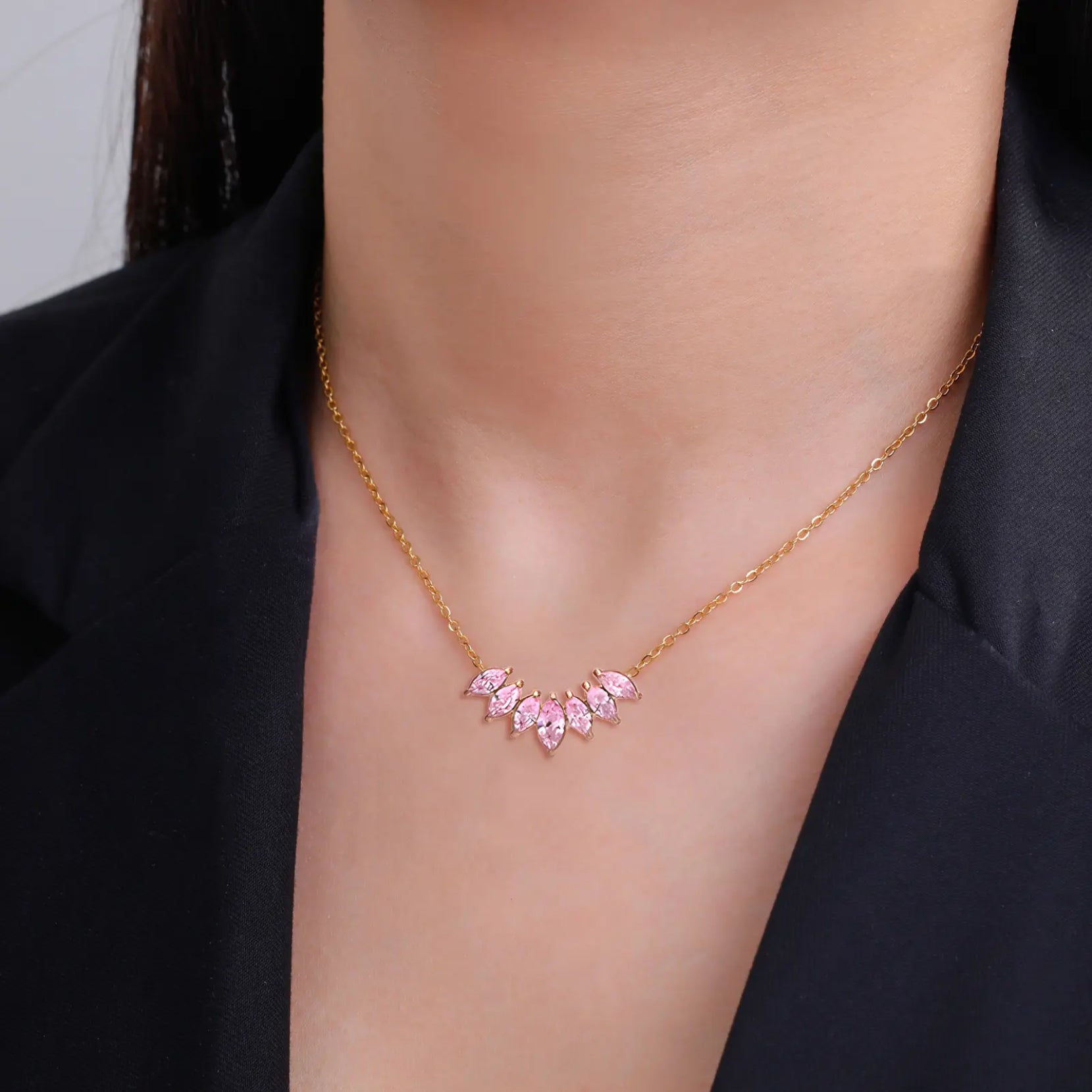 Salty Peony Kiss Pink Necklace