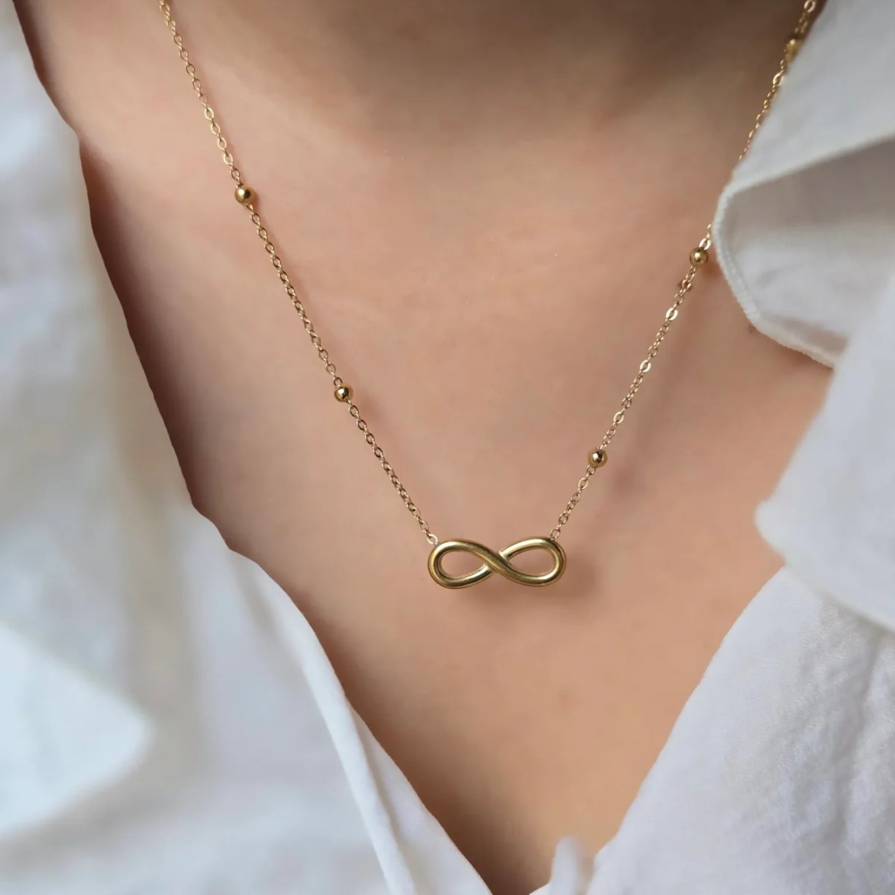 Salty Endless Grace Bow Necklace