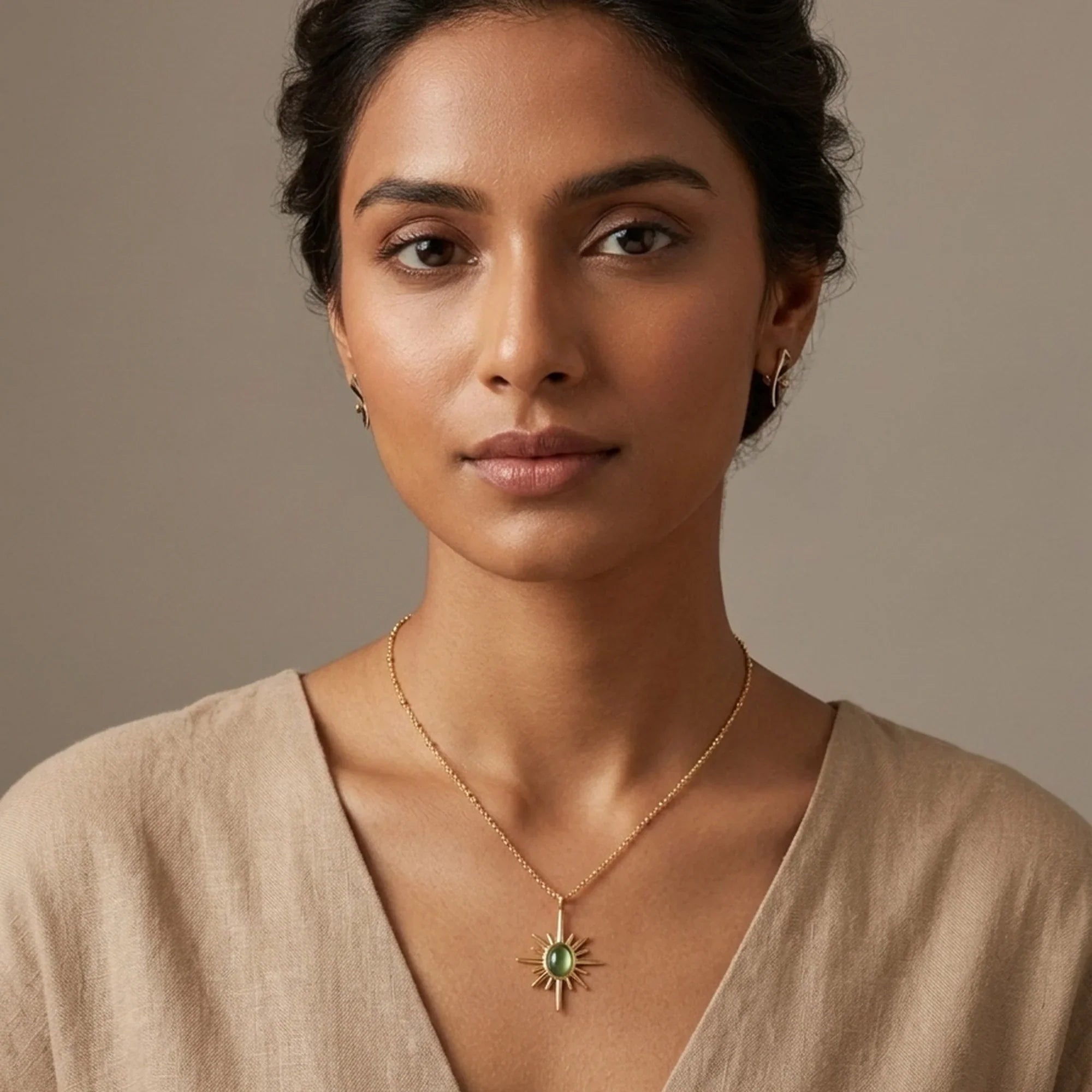 Salty Golden Sunburst Necklace - Green