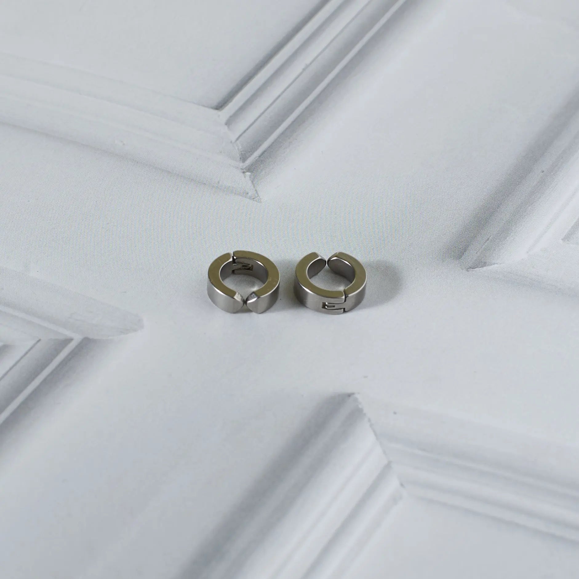 Salty Non-pierced Clip On Earrings Silver