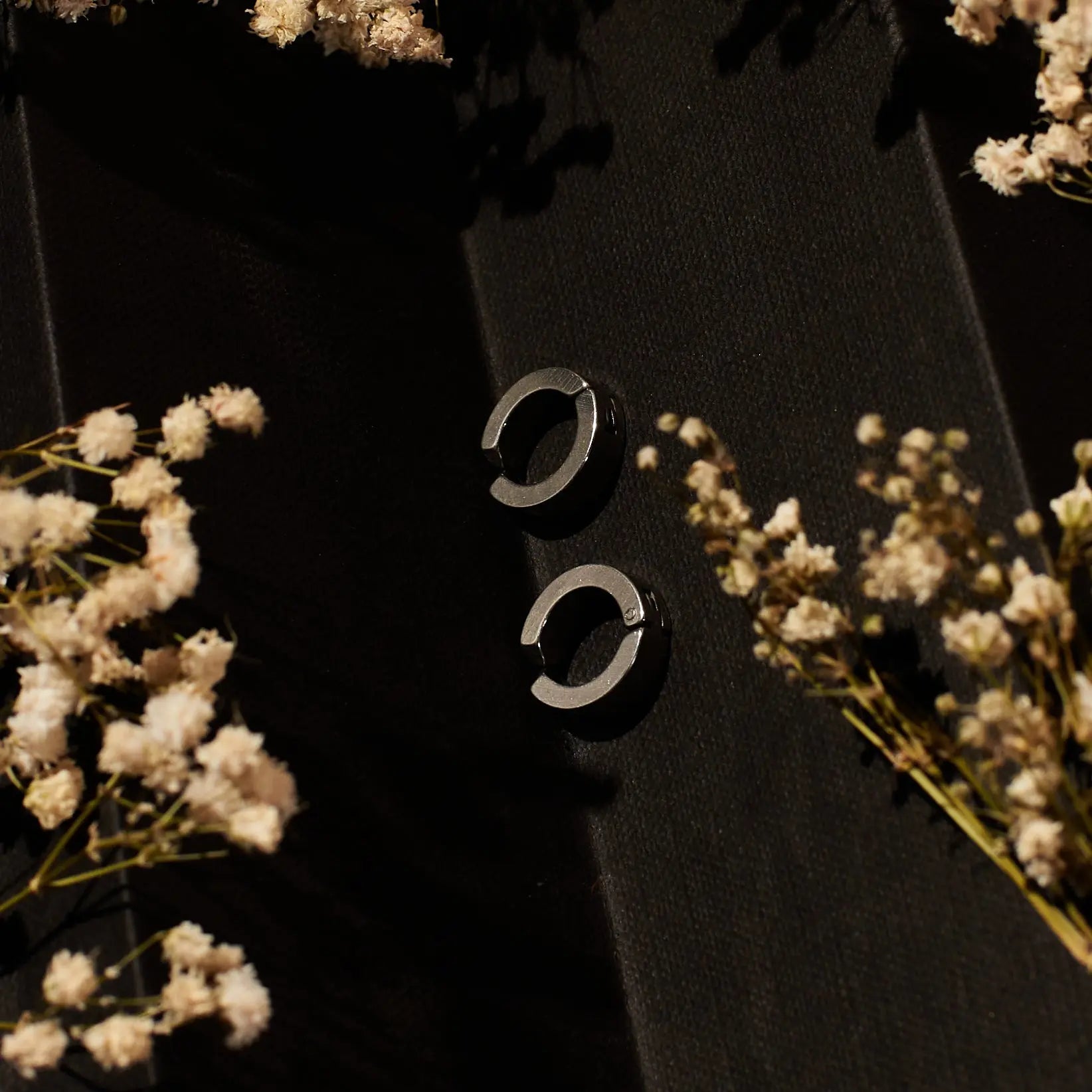 Salty Non-pierced Clip On Earrings Silver
