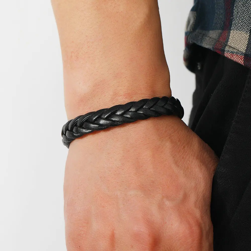 Salty Nuanced Black Band