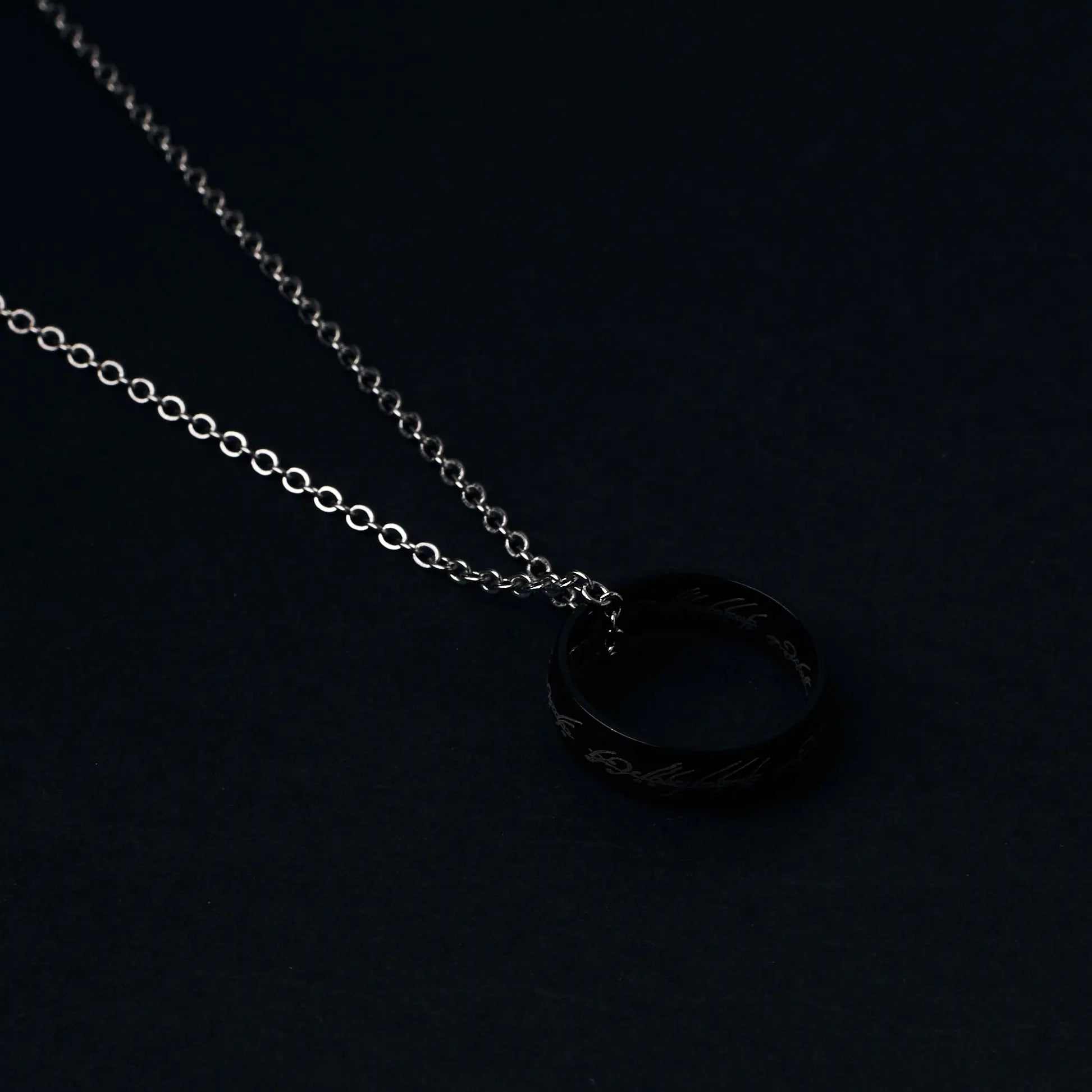Salty Promise Ring Chain - Black
