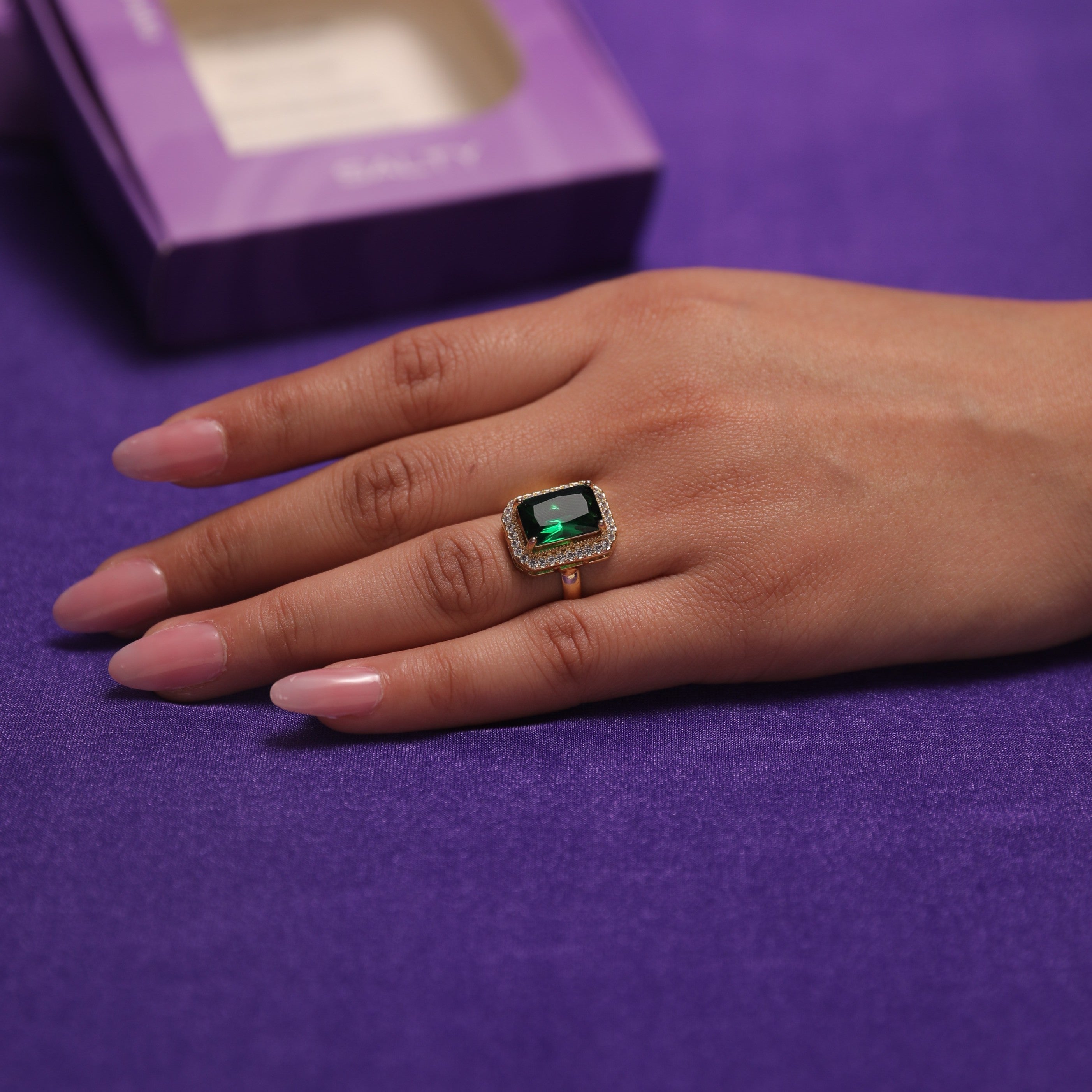 Salty Artemisia Emerald Solitaire Ring