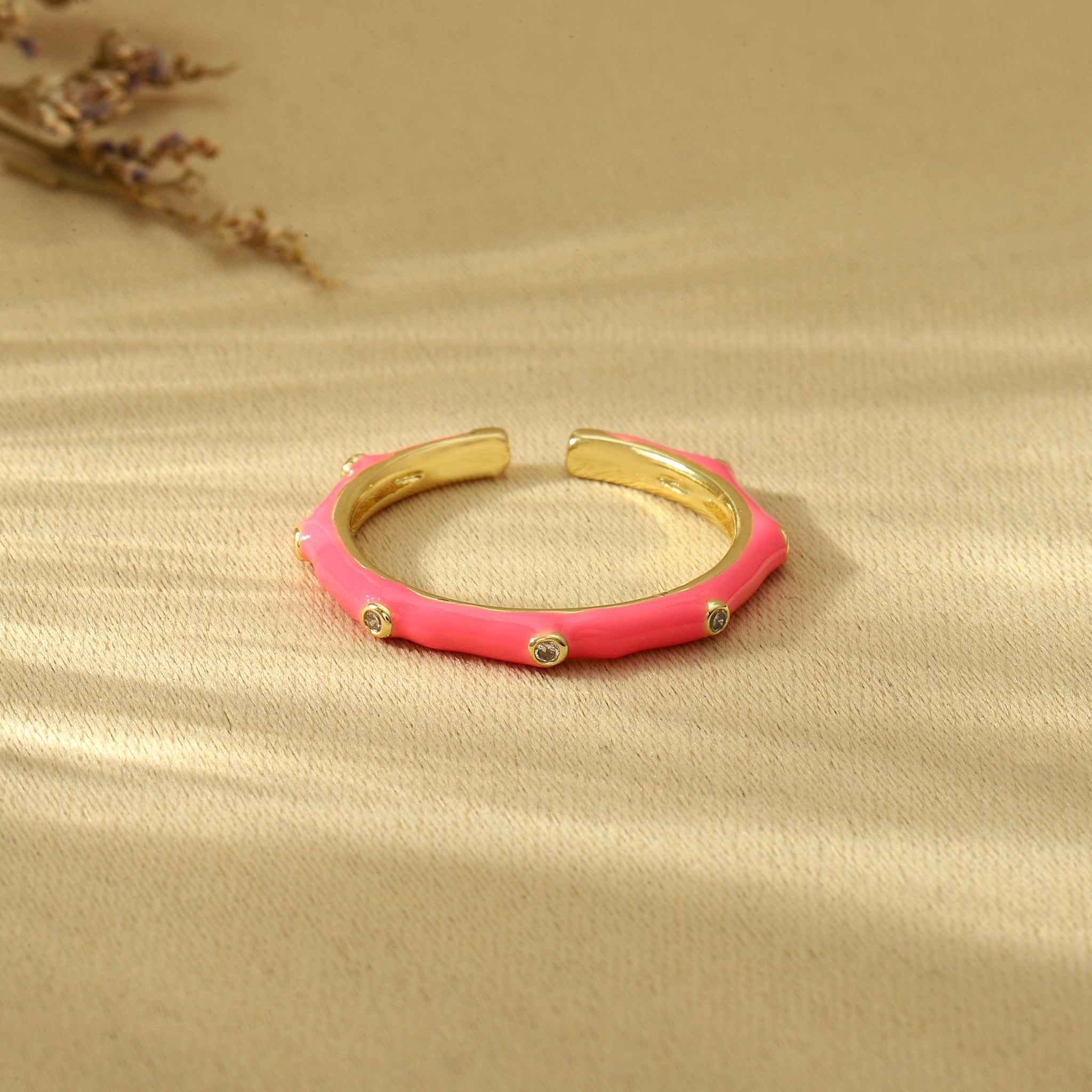 Salty Sinister Splendor Ring - Pink