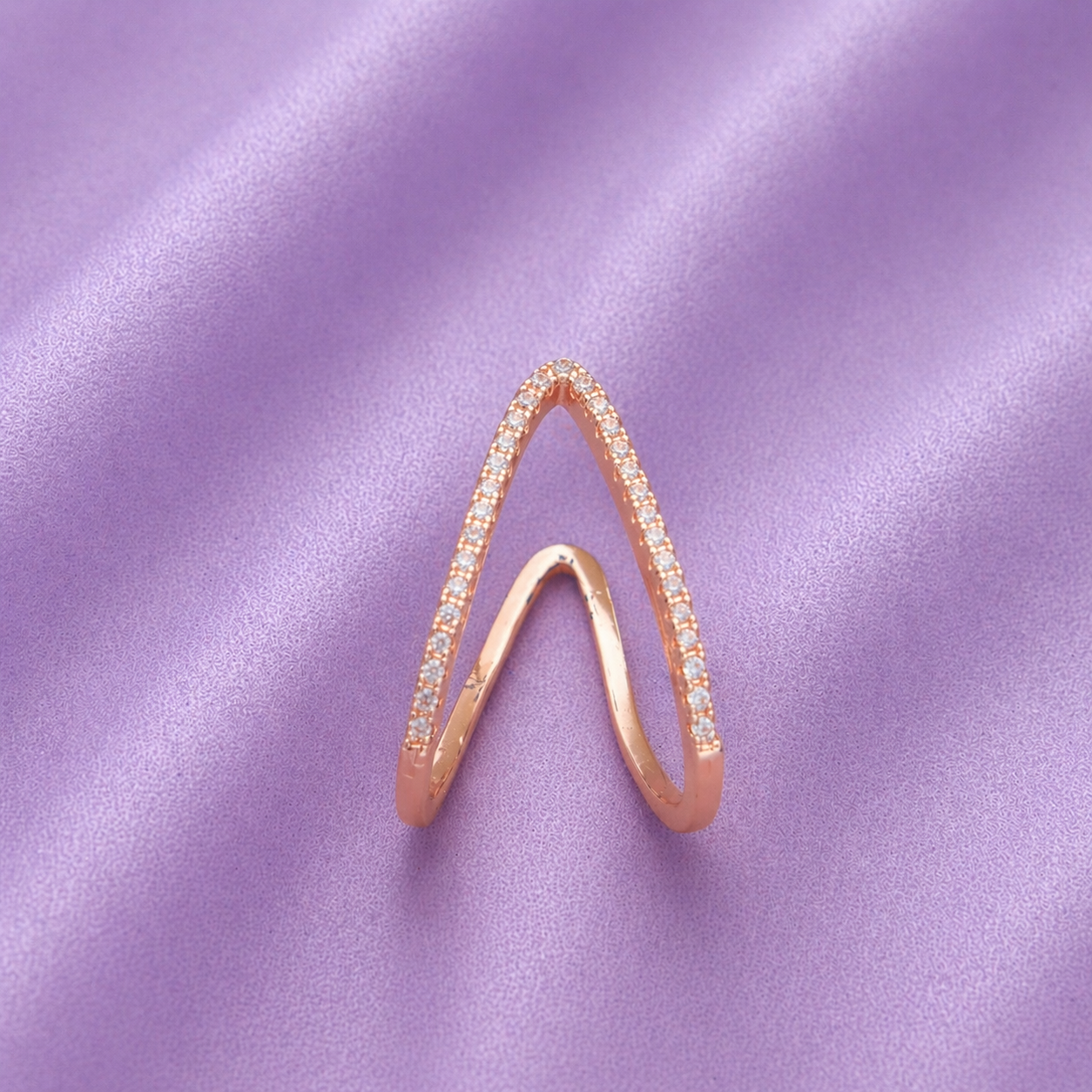 Salty Minimalist V-Curved Ring