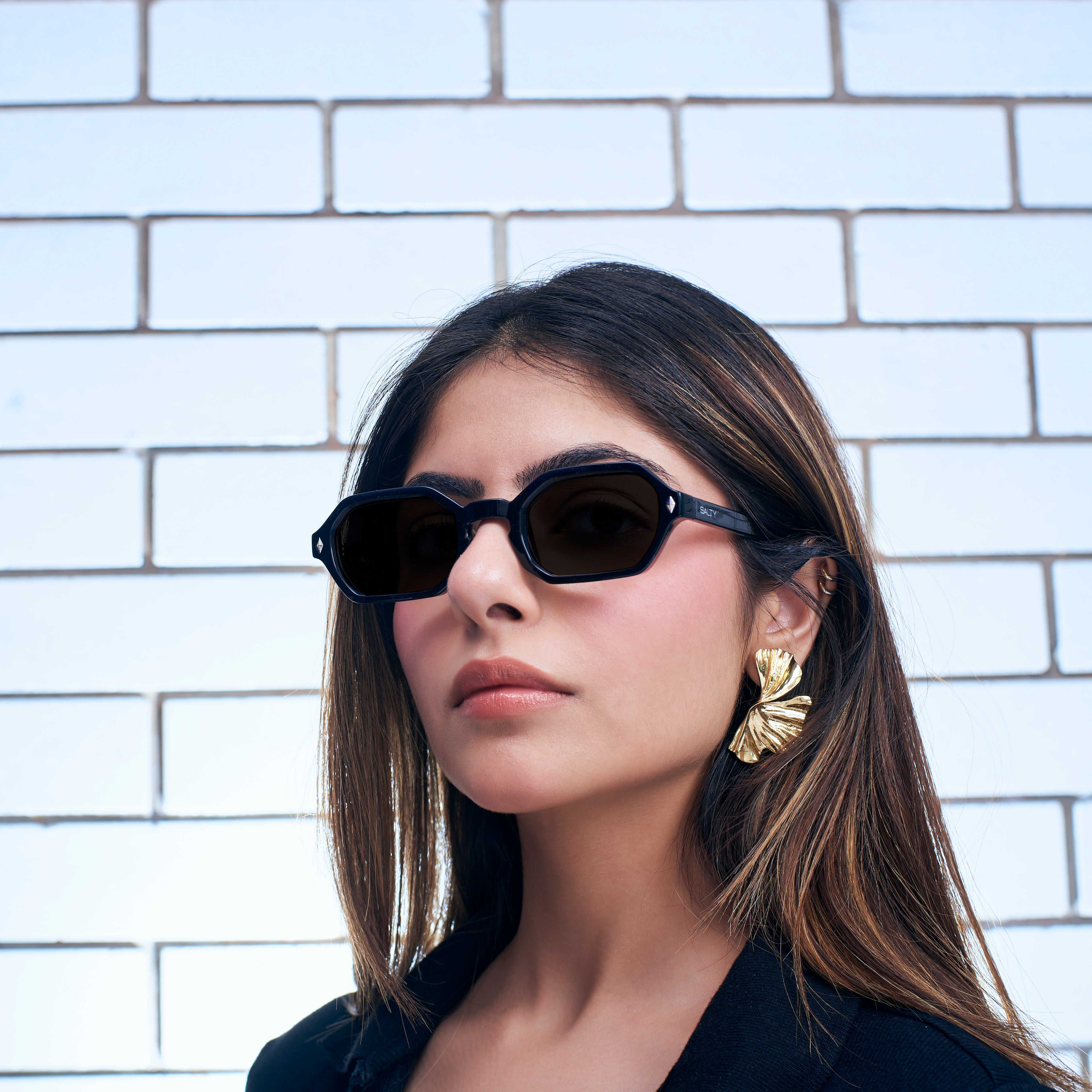 Salty Vera Volt Sunglasses