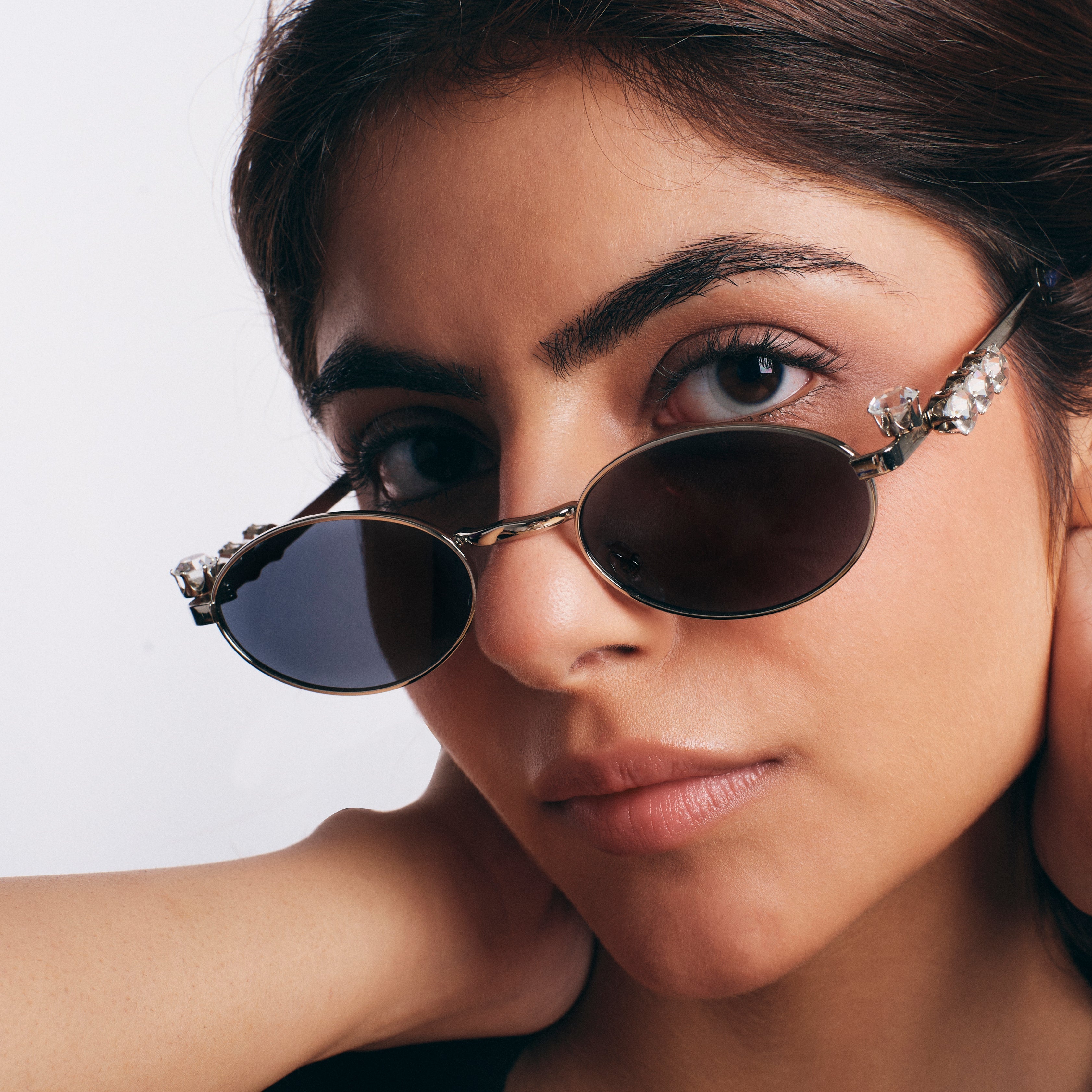 Salty Glamour Oval Crystal Sunglasses - Silver