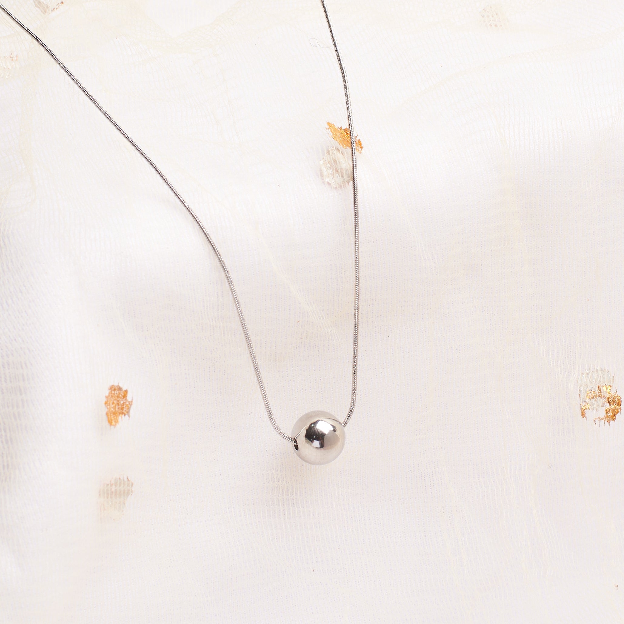 Salty Dream Ball Silver Necklace