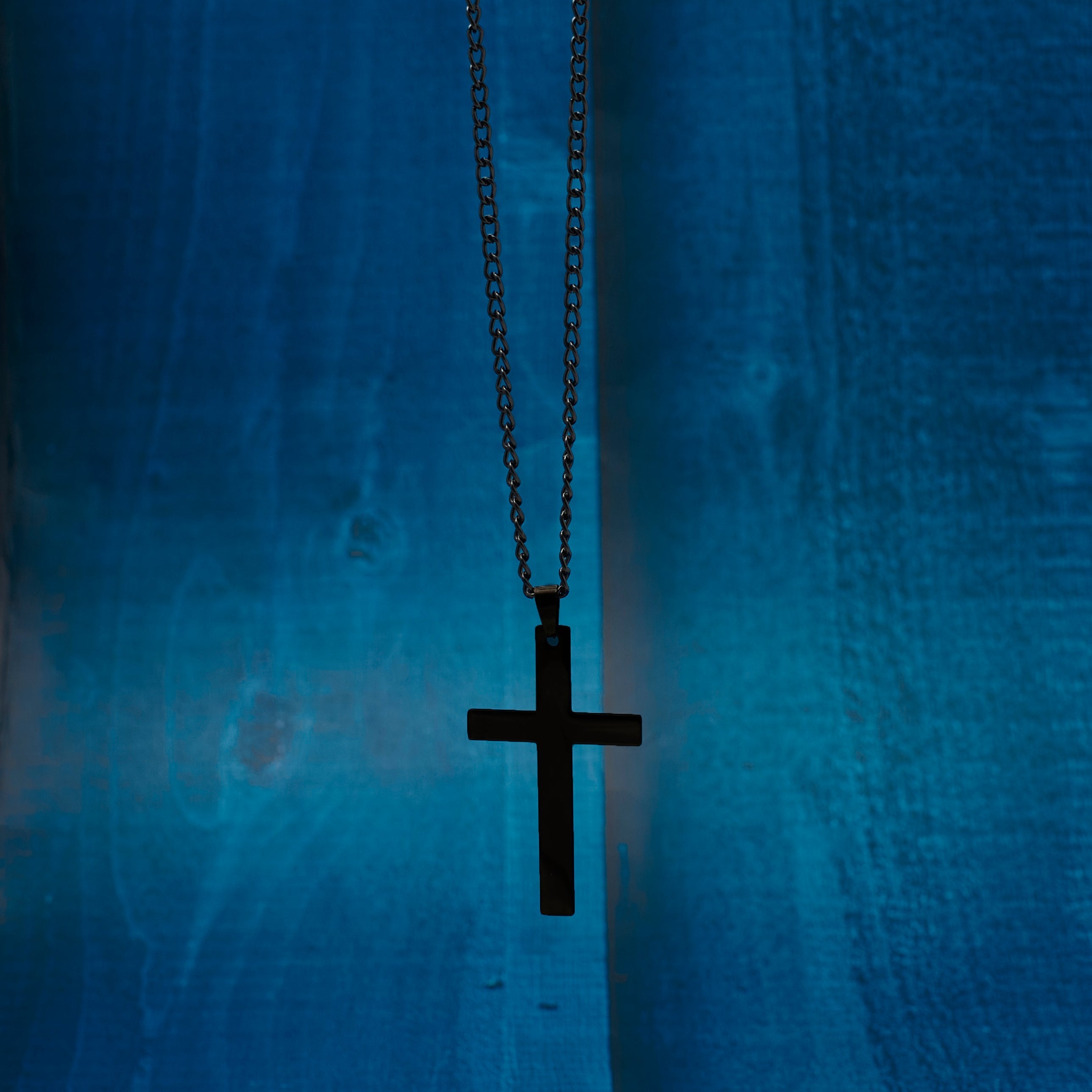 Salty Christ'S Crucifix Black Chain