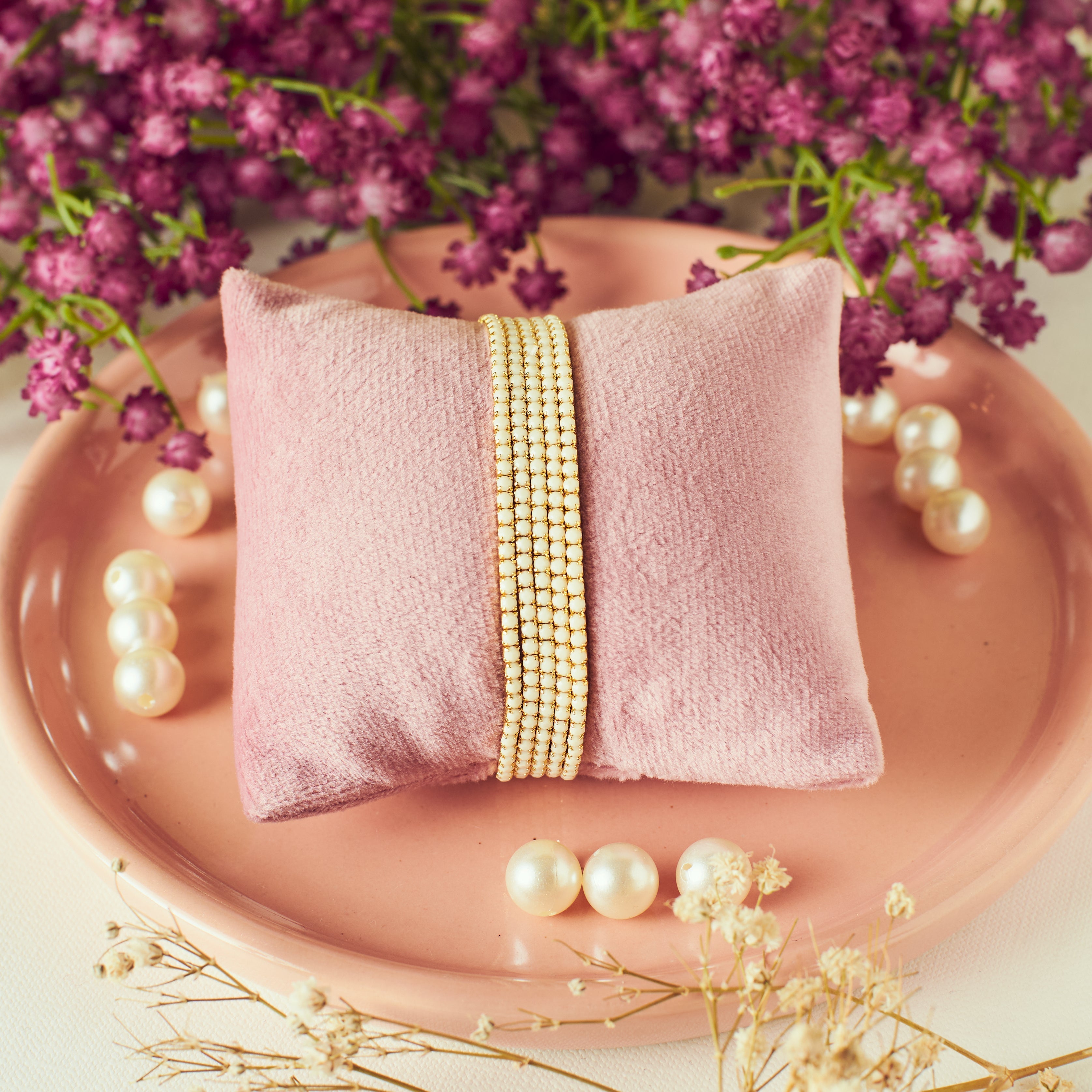Salty Pearl Glow Stretchable Bands (Set of 5)
