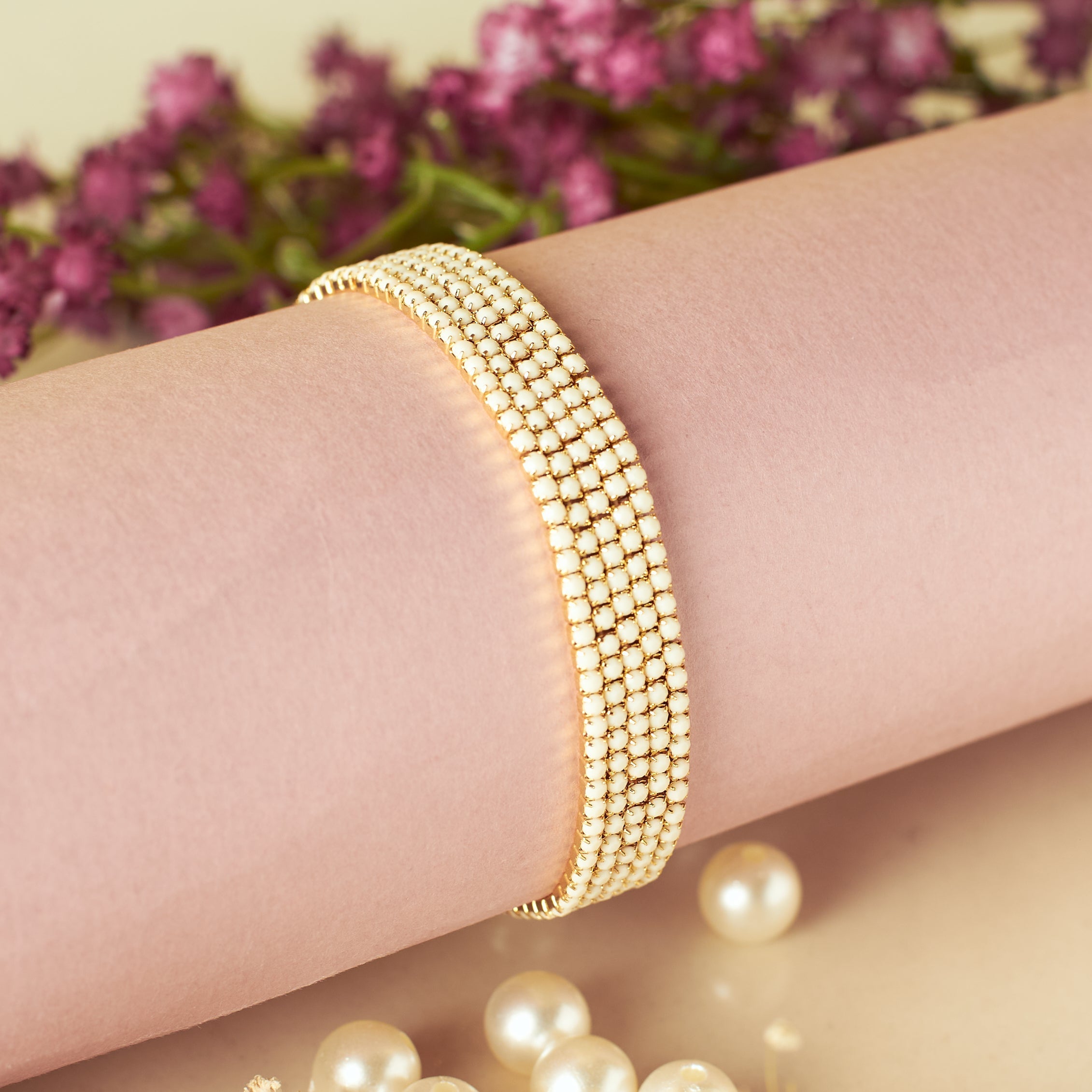 Salty Pearl Glow Stretchable Bands (Set of 5)