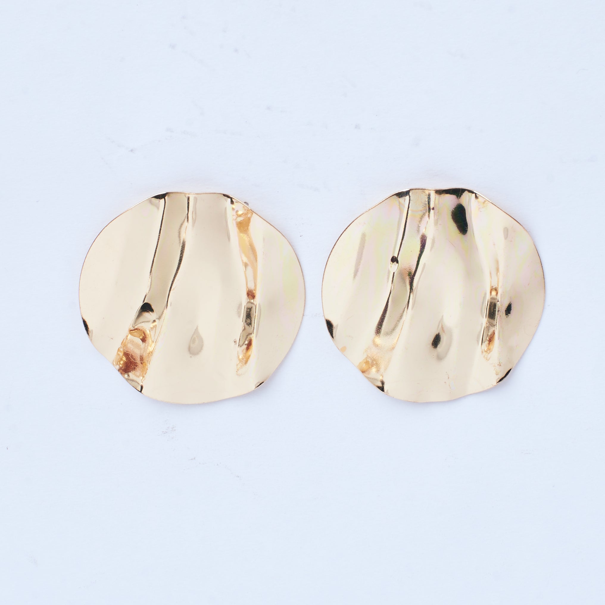 Salty Round Textured Gold Earring