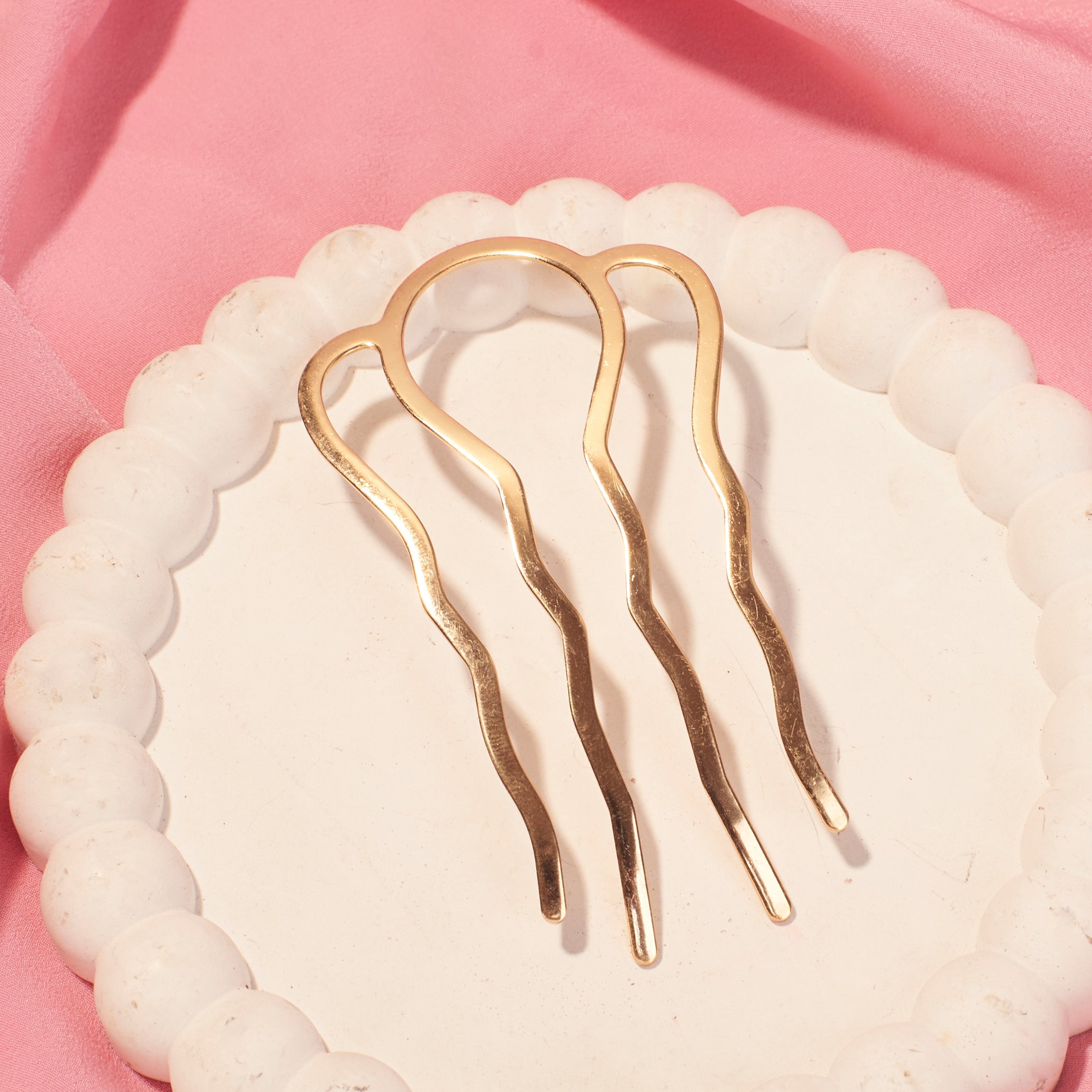Salty Ripple Bun Pin