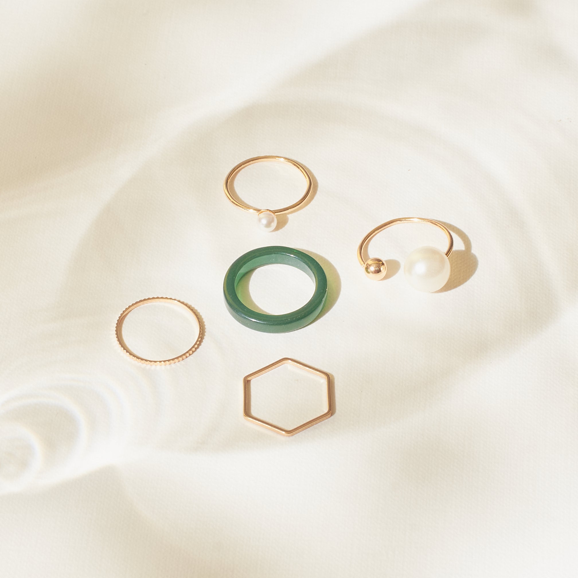 Salty Set Of 5 Emerald Pearl Rings