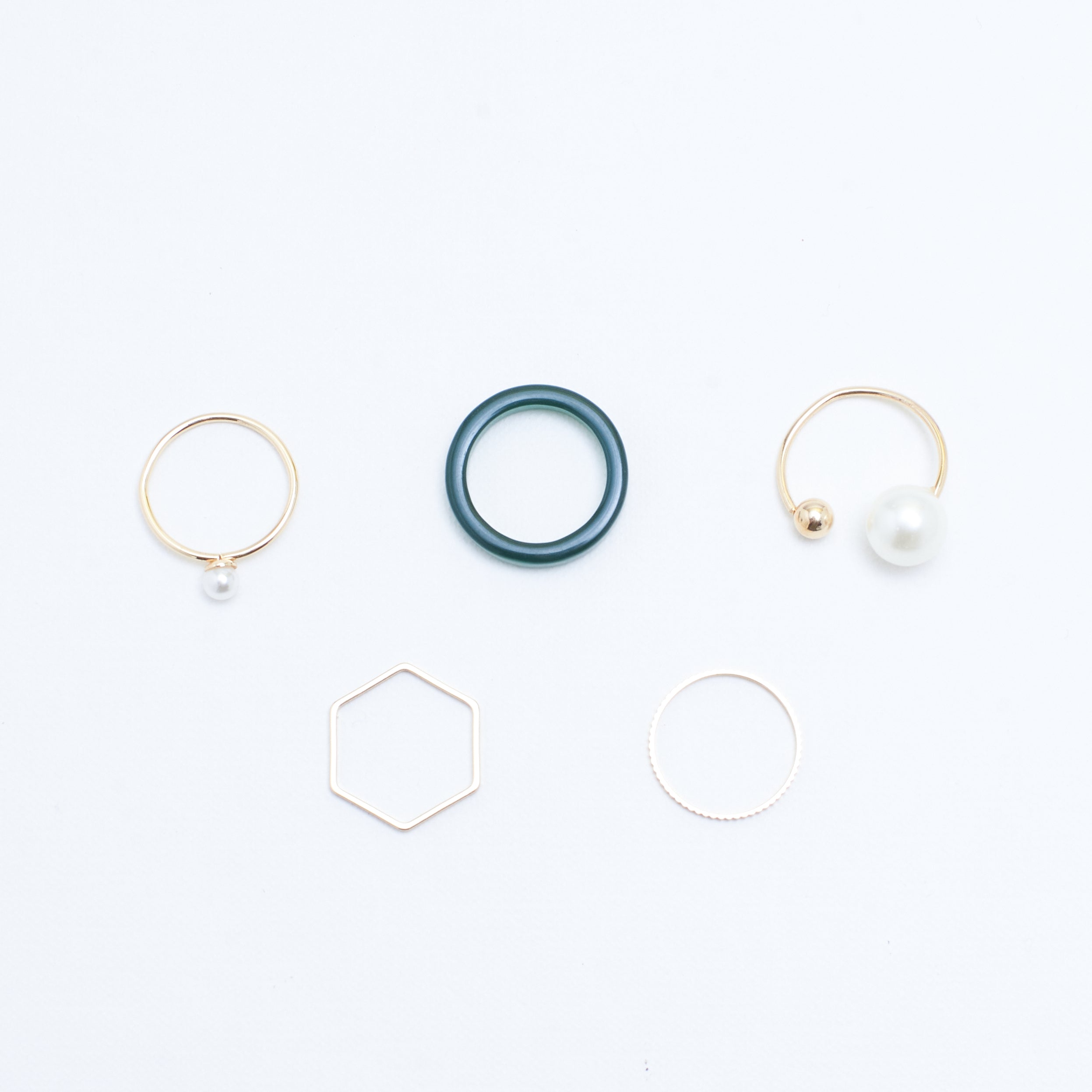 Salty Set Of 5 Emerald Pearl Rings