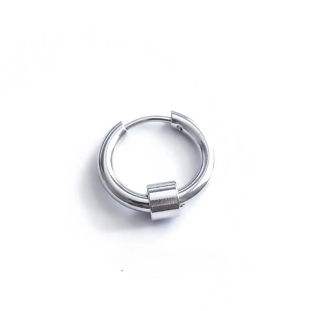 Salty Valor Silver Earring (1 Side)