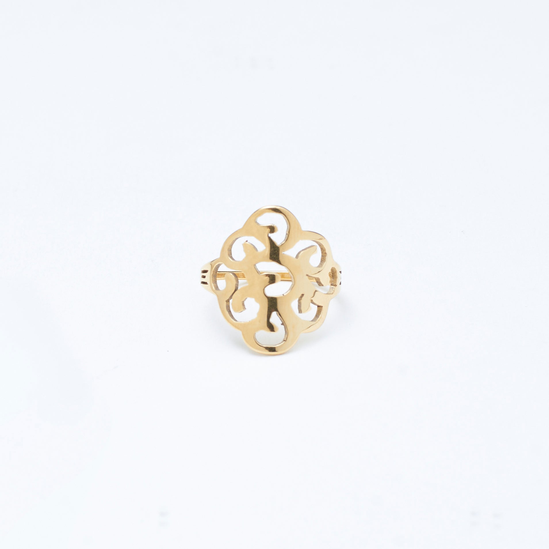 Salty Vineyard Blossom Ring