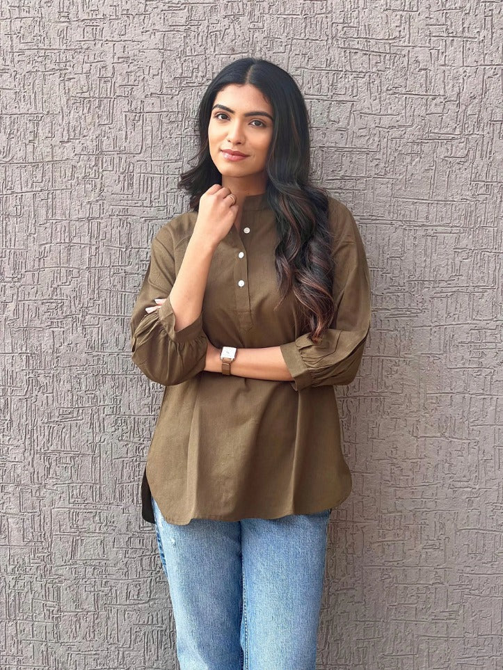 Sugnaa Short Kurta - Olive