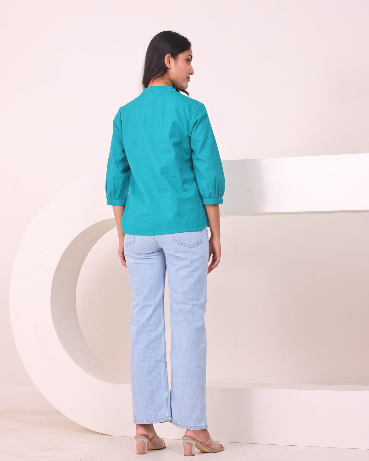 Sugnaa Short Linen Kurta