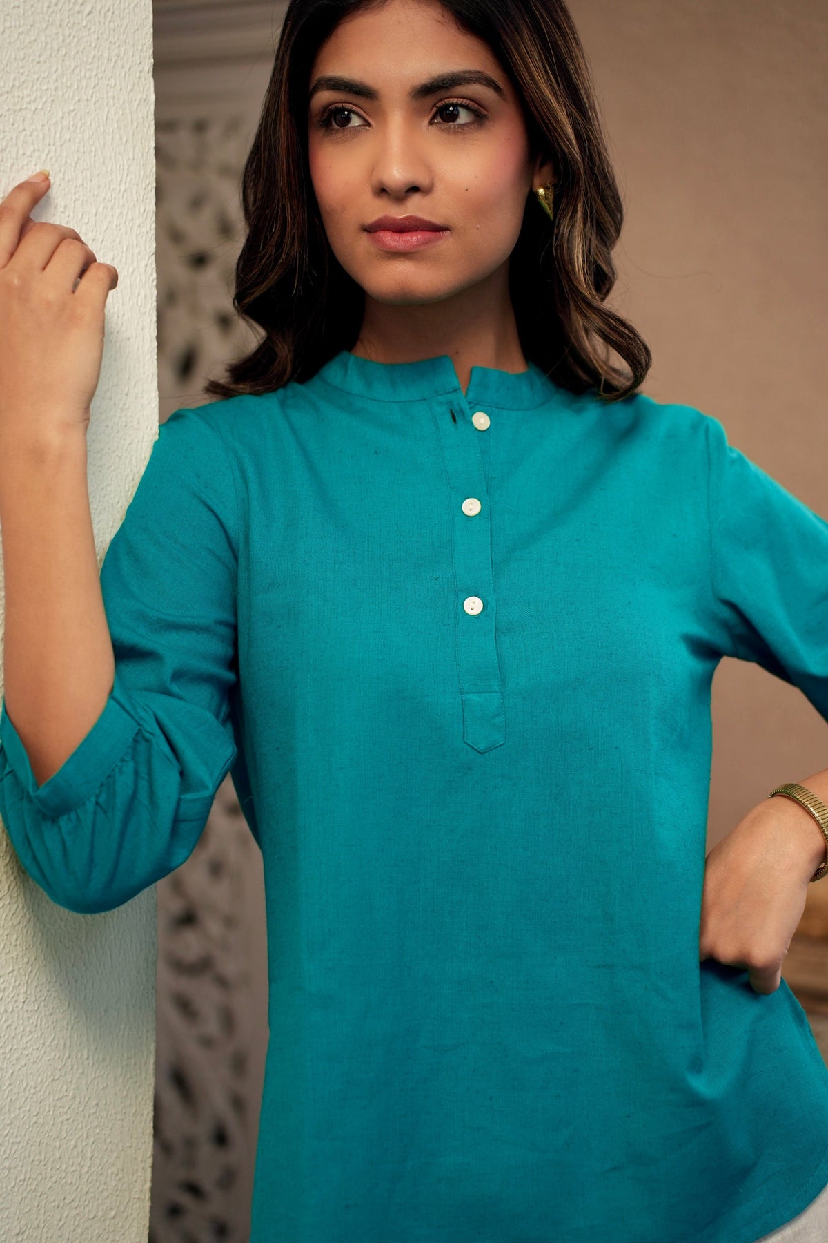 Sugnaa Short Linen Kurta