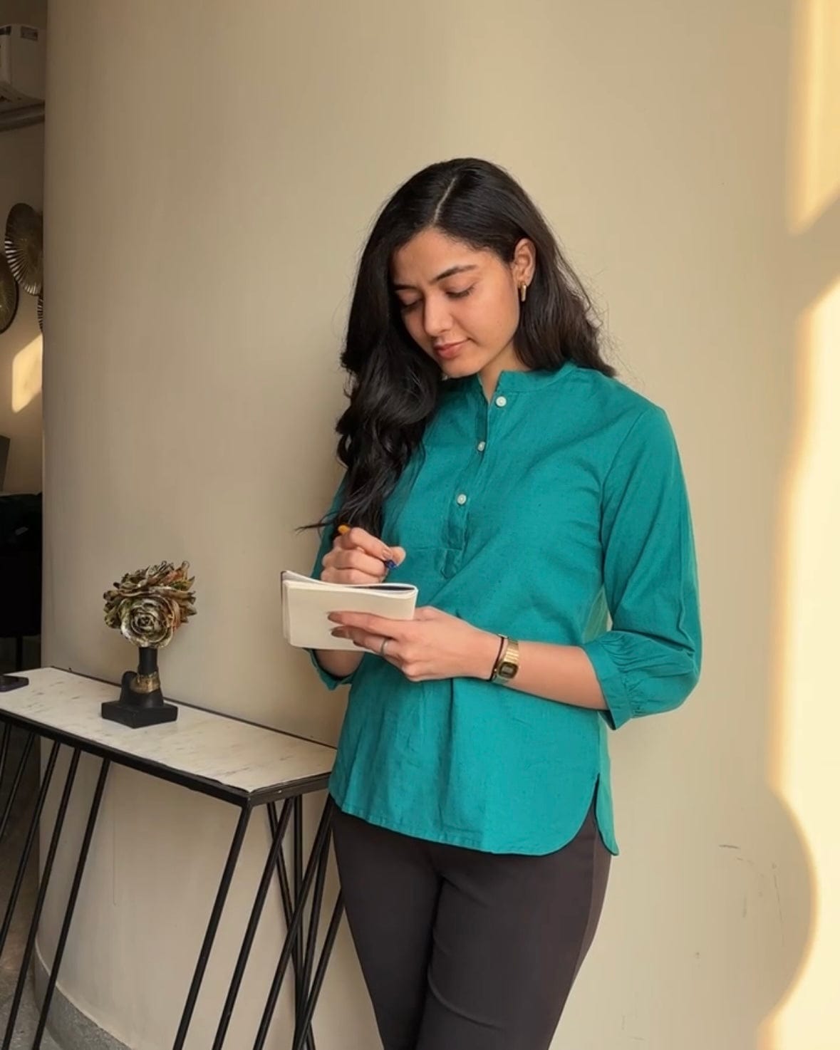Sugnaa Short Linen Kurta