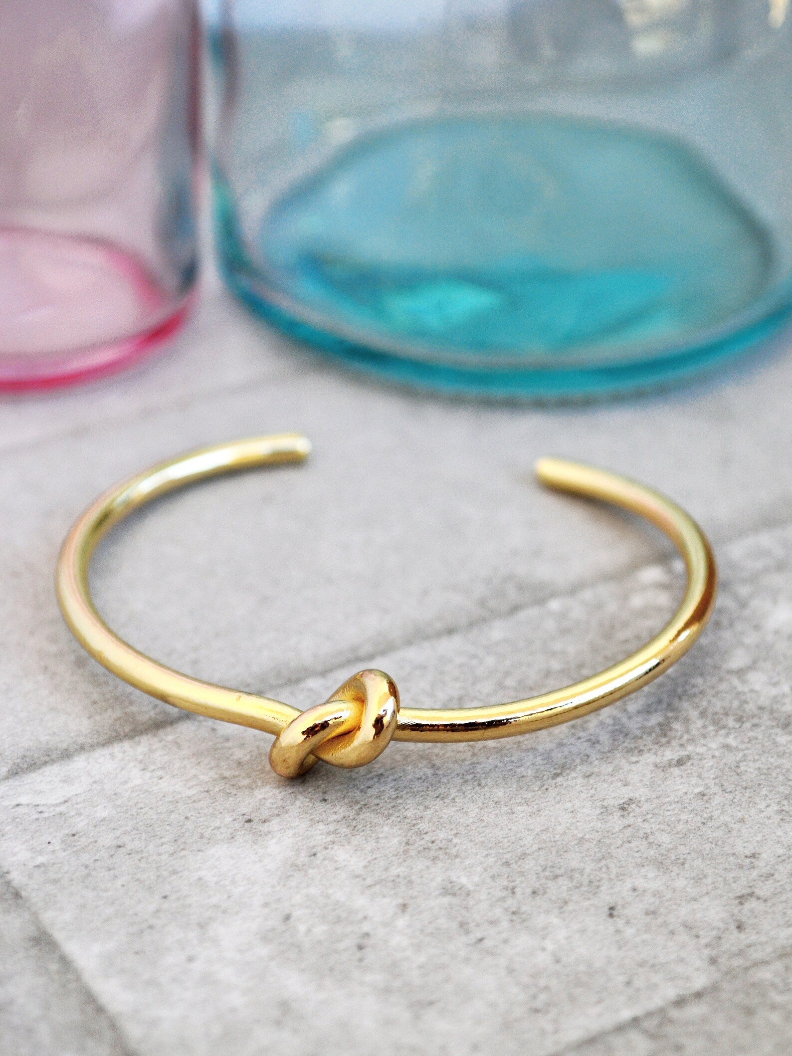 Salty Unity Knot Wristlet - Gold