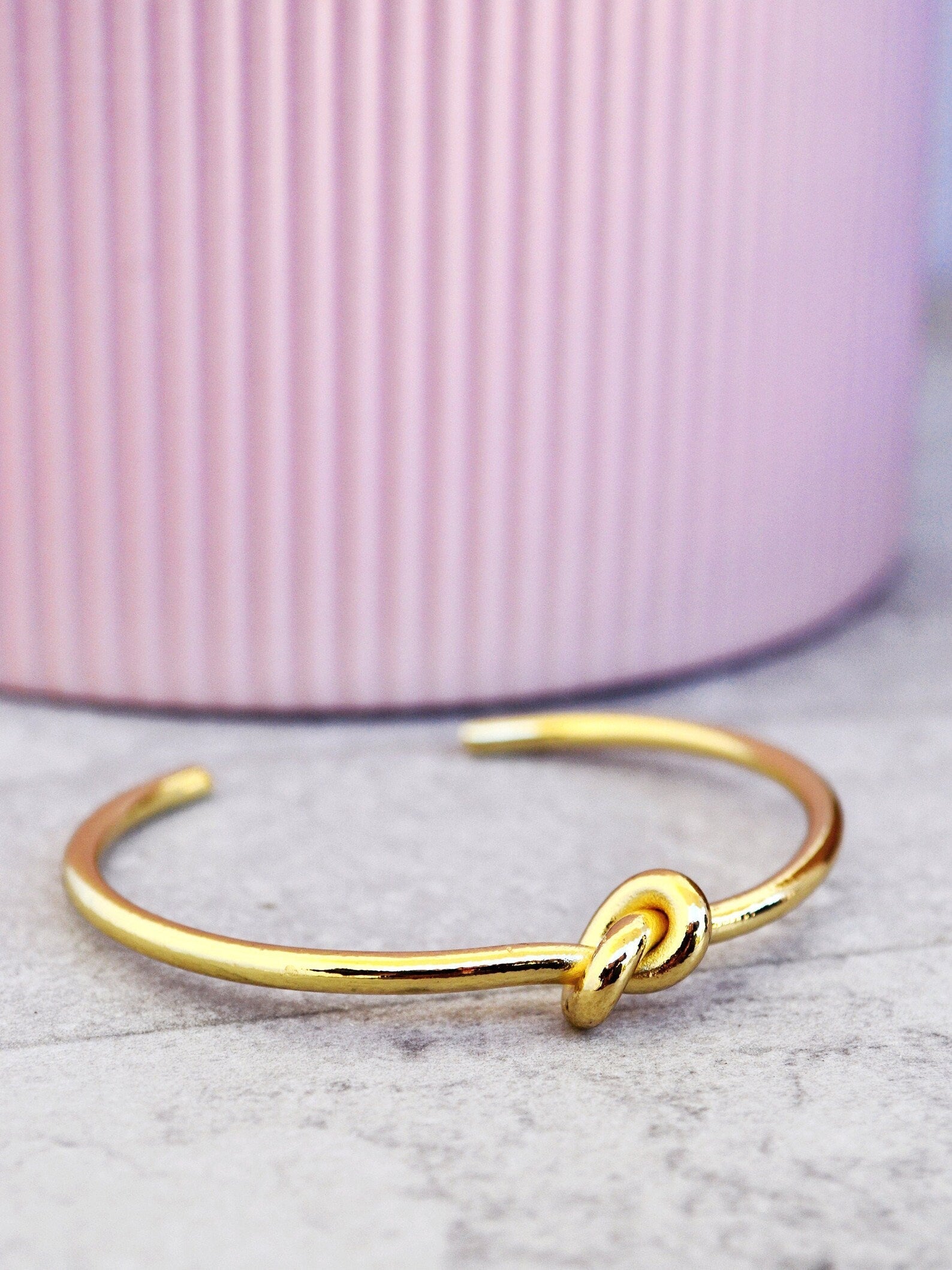 Salty Unity Knot Wristlet - Gold