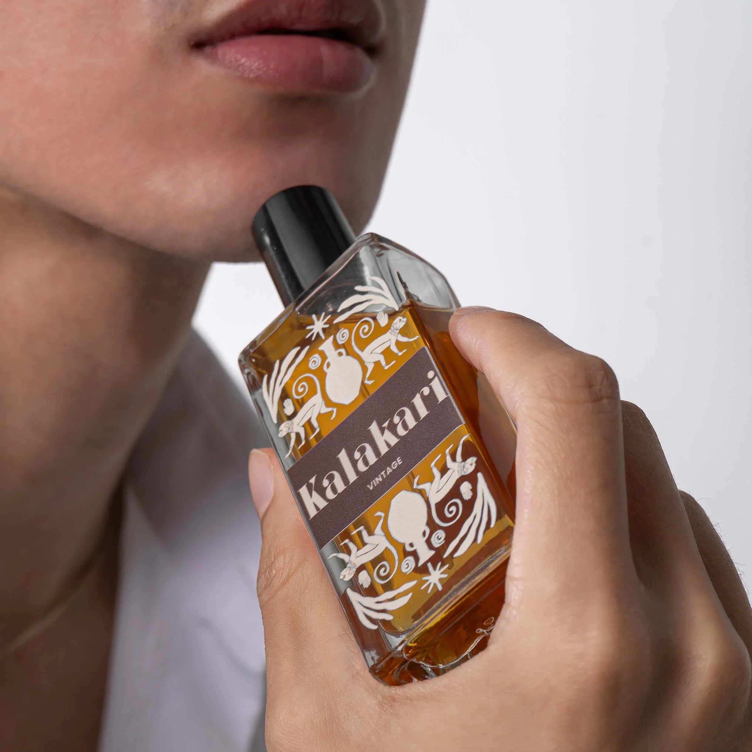 Kalakari Vintage Smoky tobacco Oud  – wood Whiskey Luxury Long Lasting Perfume - 50ml